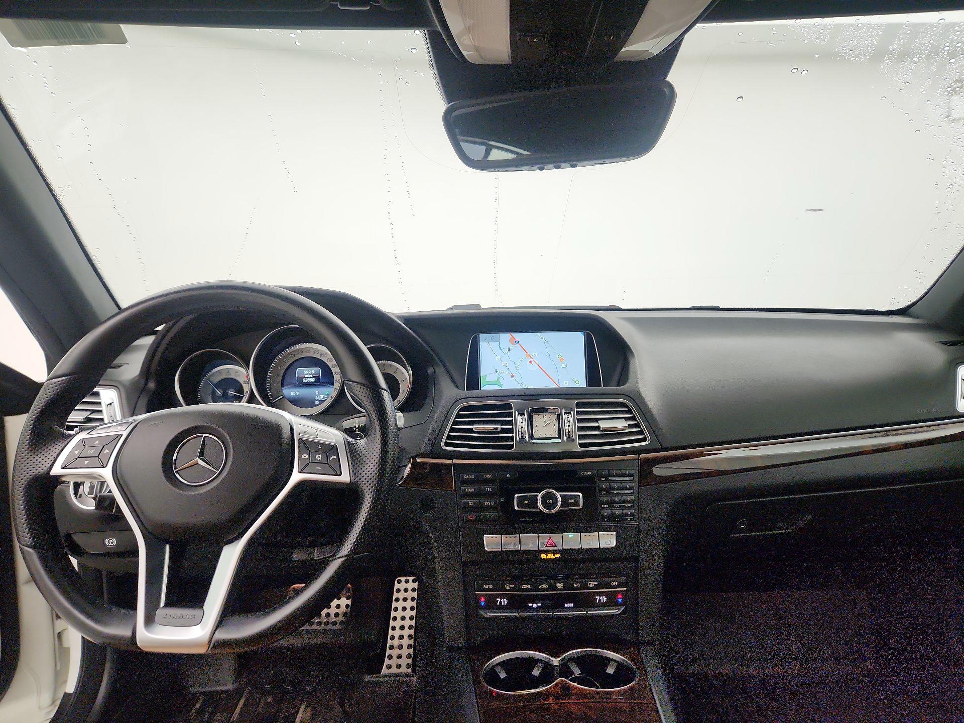 Thumbnail: 2015 Mercedes-Benz E-Class - 8