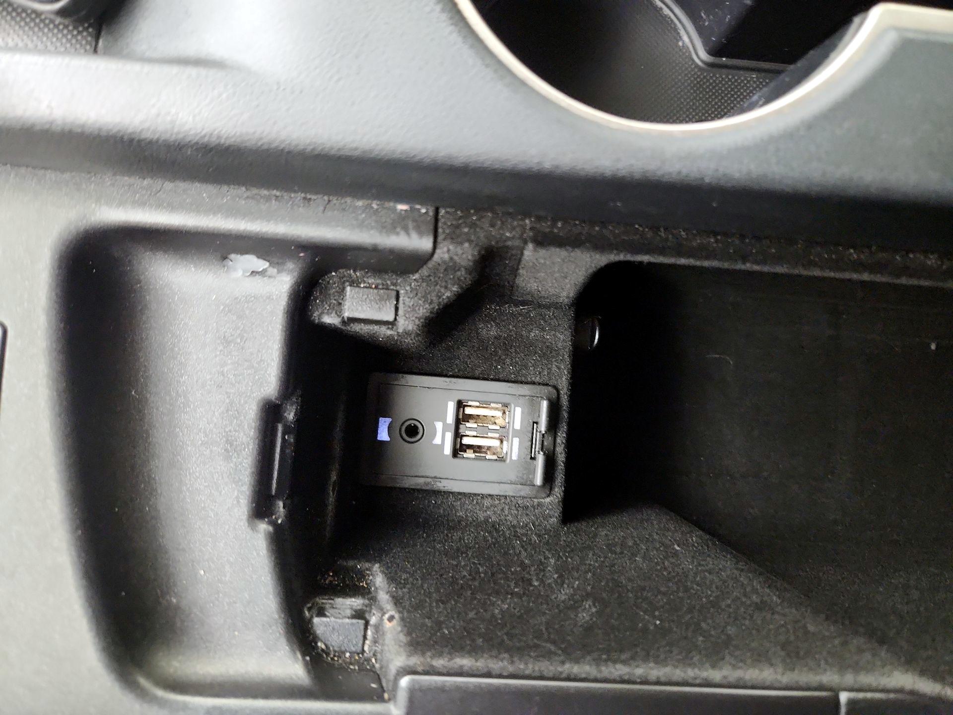 Thumbnail: 2019 Lexus IS - 16