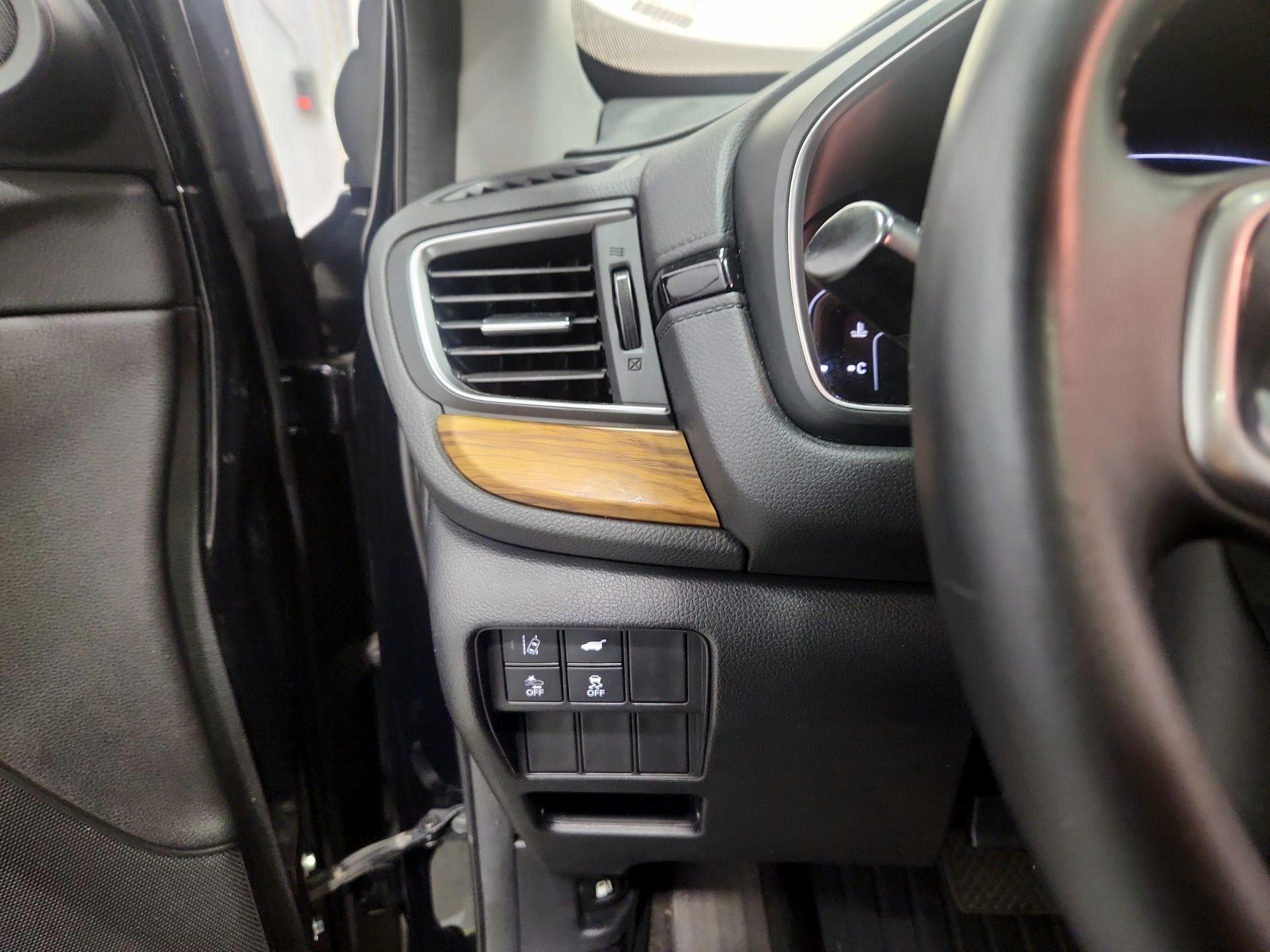 Thumbnail: 2017 Honda CR-V - 13