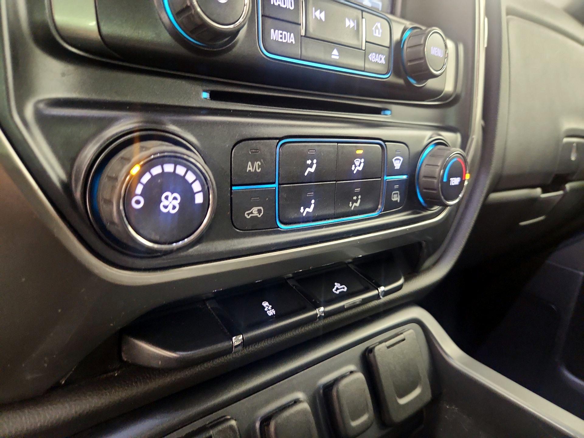 Thumbnail: 2019 Chevrolet Silverado 1500 - 14