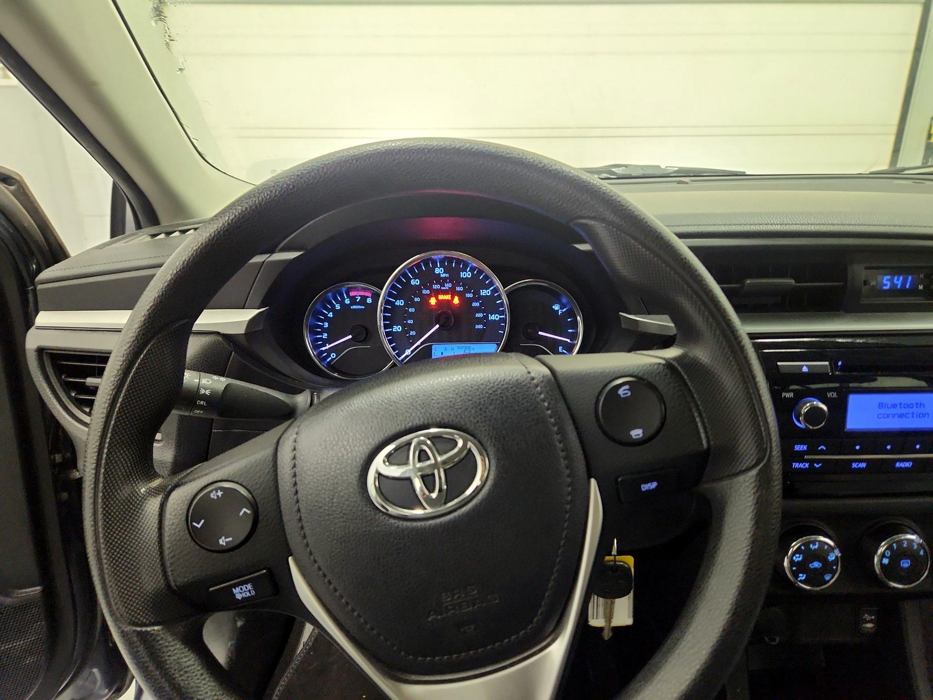 Thumbnail: 2014 Toyota Corolla - 10