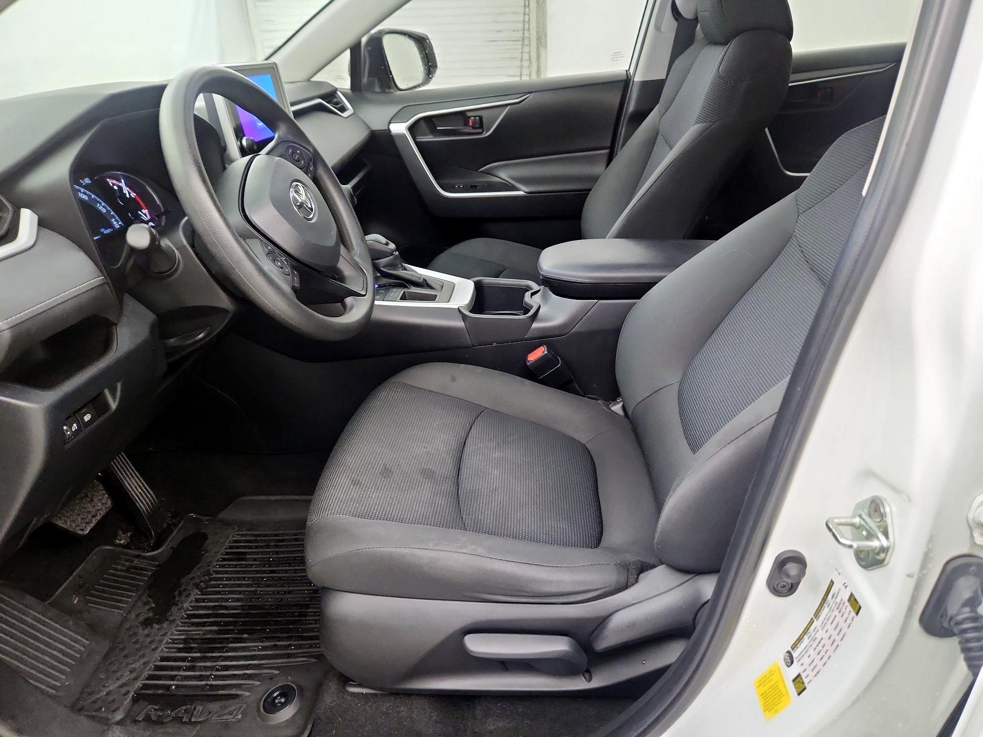 Thumbnail: 2023 Toyota RAV4 - 9