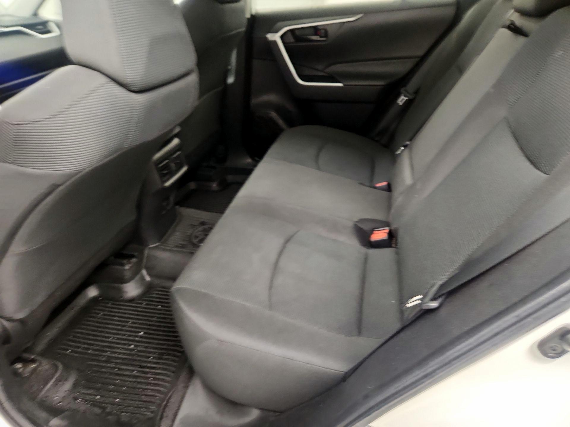 Thumbnail: 2023 Toyota RAV4 - 17