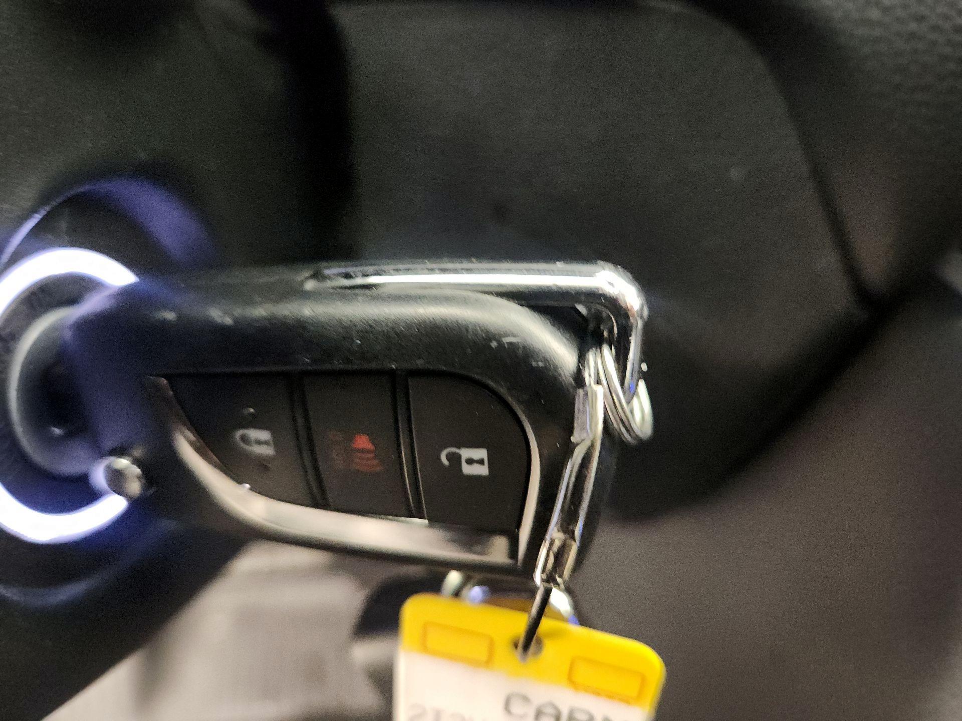 Thumbnail: 2023 Toyota RAV4 - 20