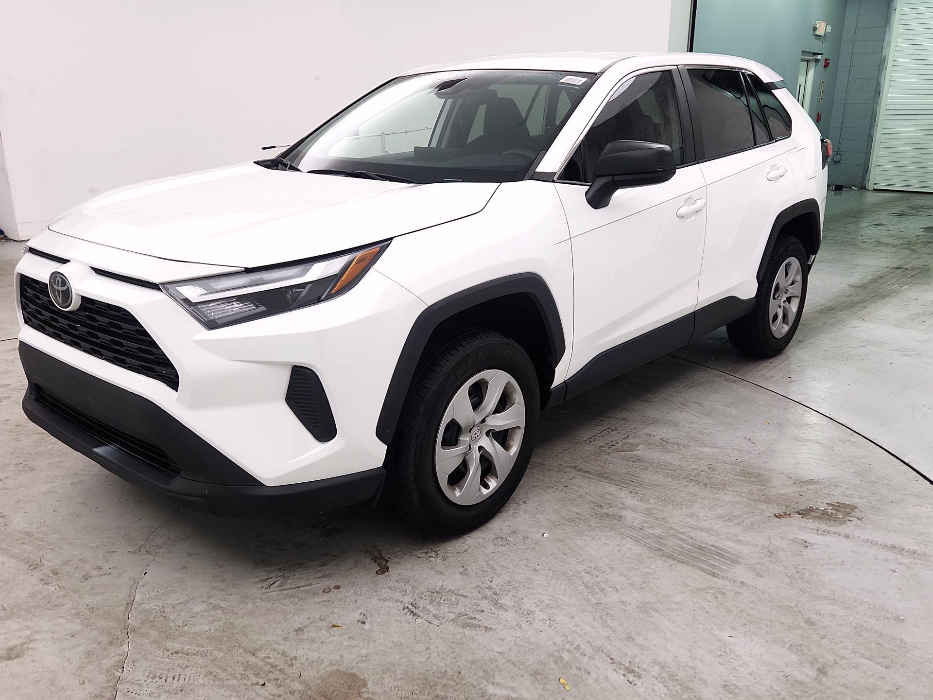 Thumbnail: 2023 Toyota RAV4 - 3