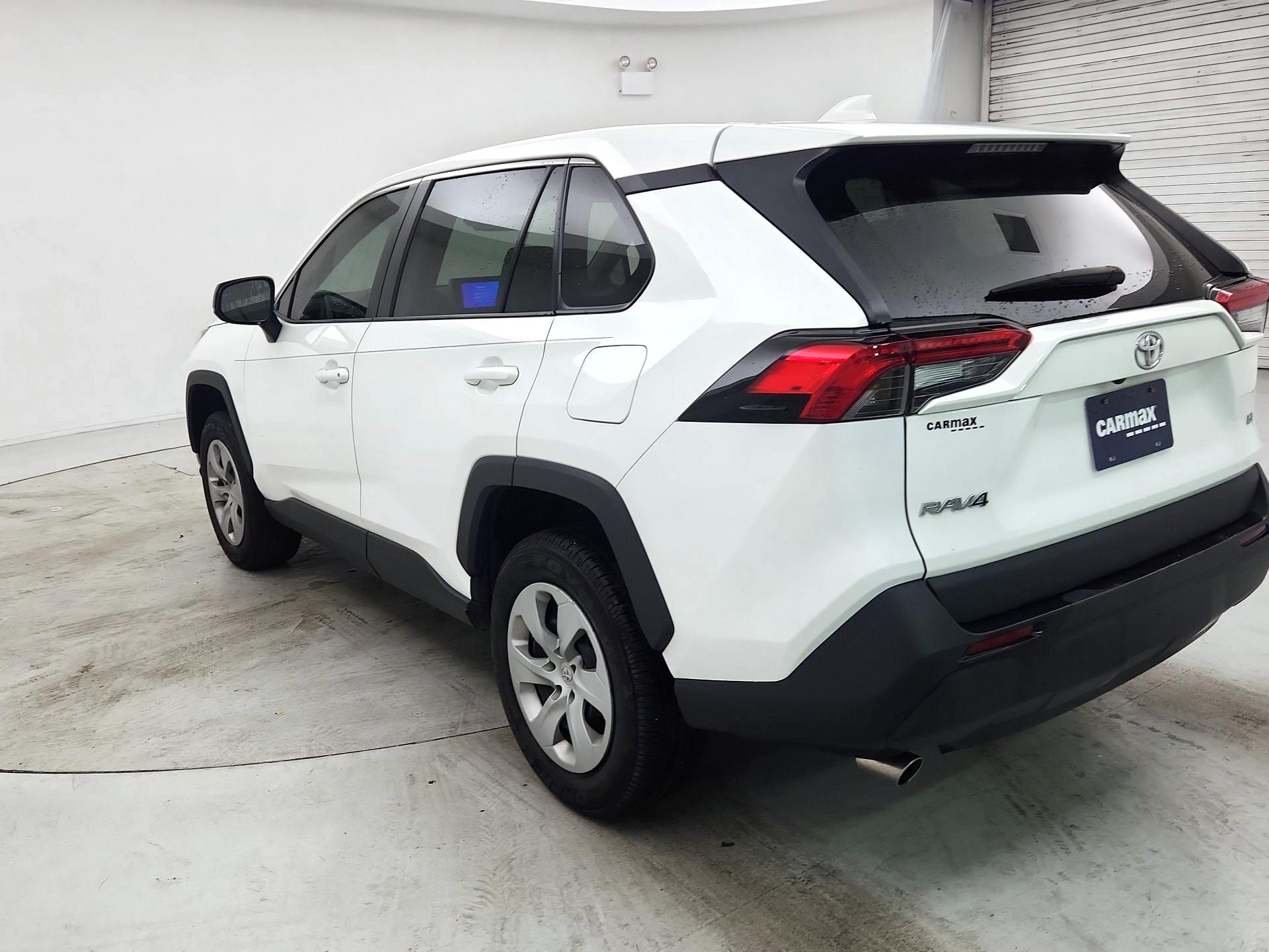 Thumbnail: 2023 Toyota RAV4 - 7