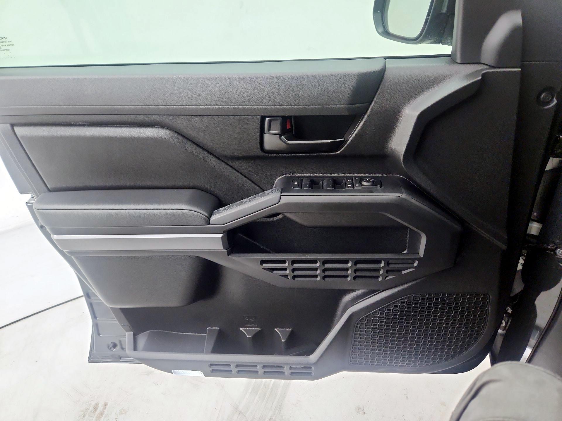 Thumbnail: 2025 Toyota Tacoma - 12