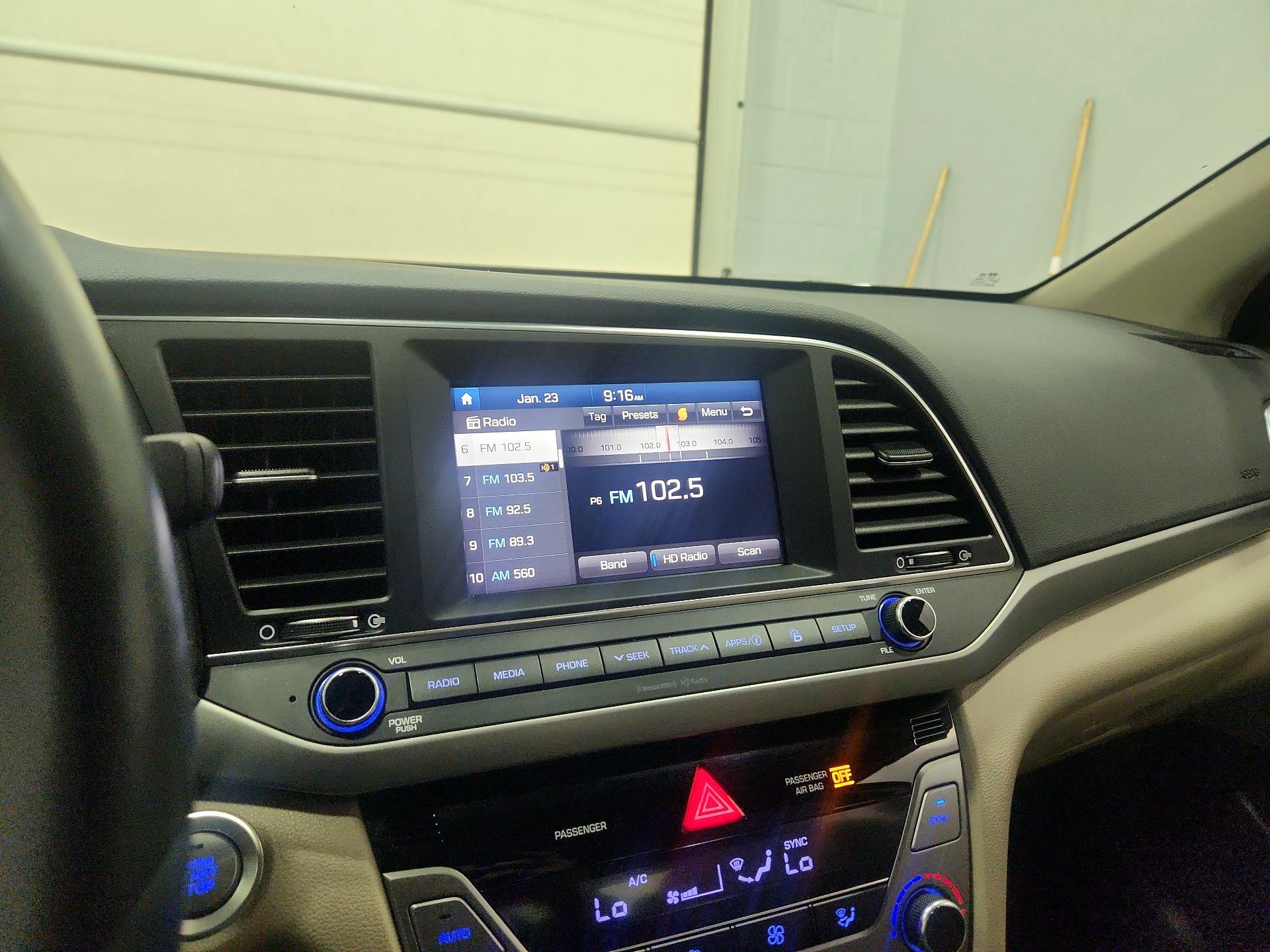 Thumbnail: 2017 Hyundai Elantra - 15