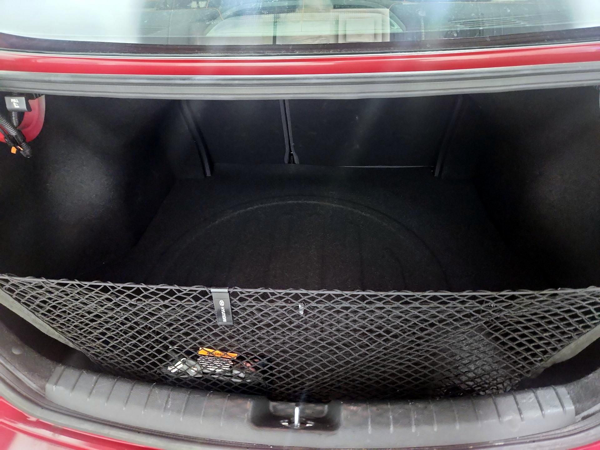 Thumbnail: 2017 Hyundai Elantra - 20