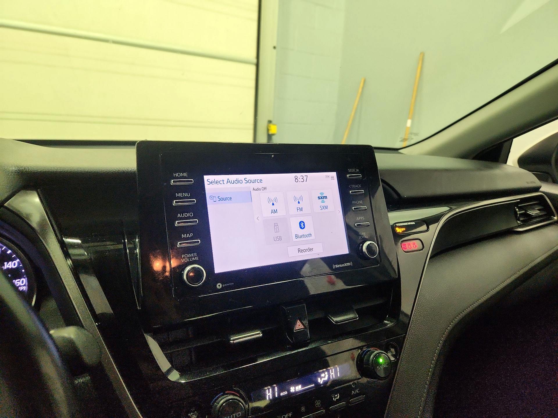 Thumbnail: 2022 Toyota Camry - 15