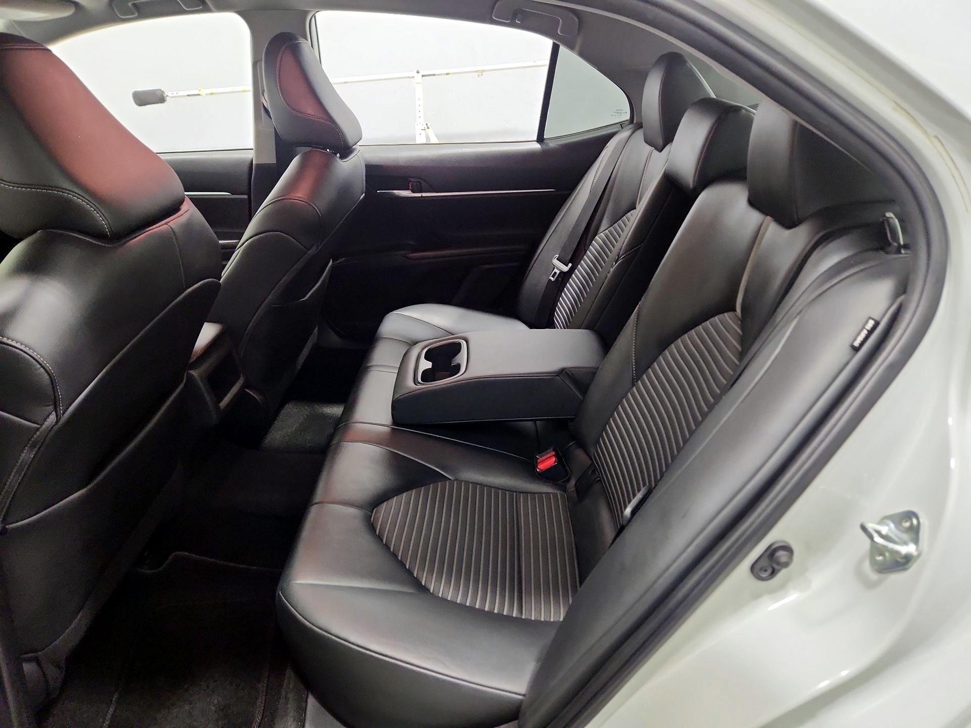 Thumbnail: 2022 Toyota Camry - 19