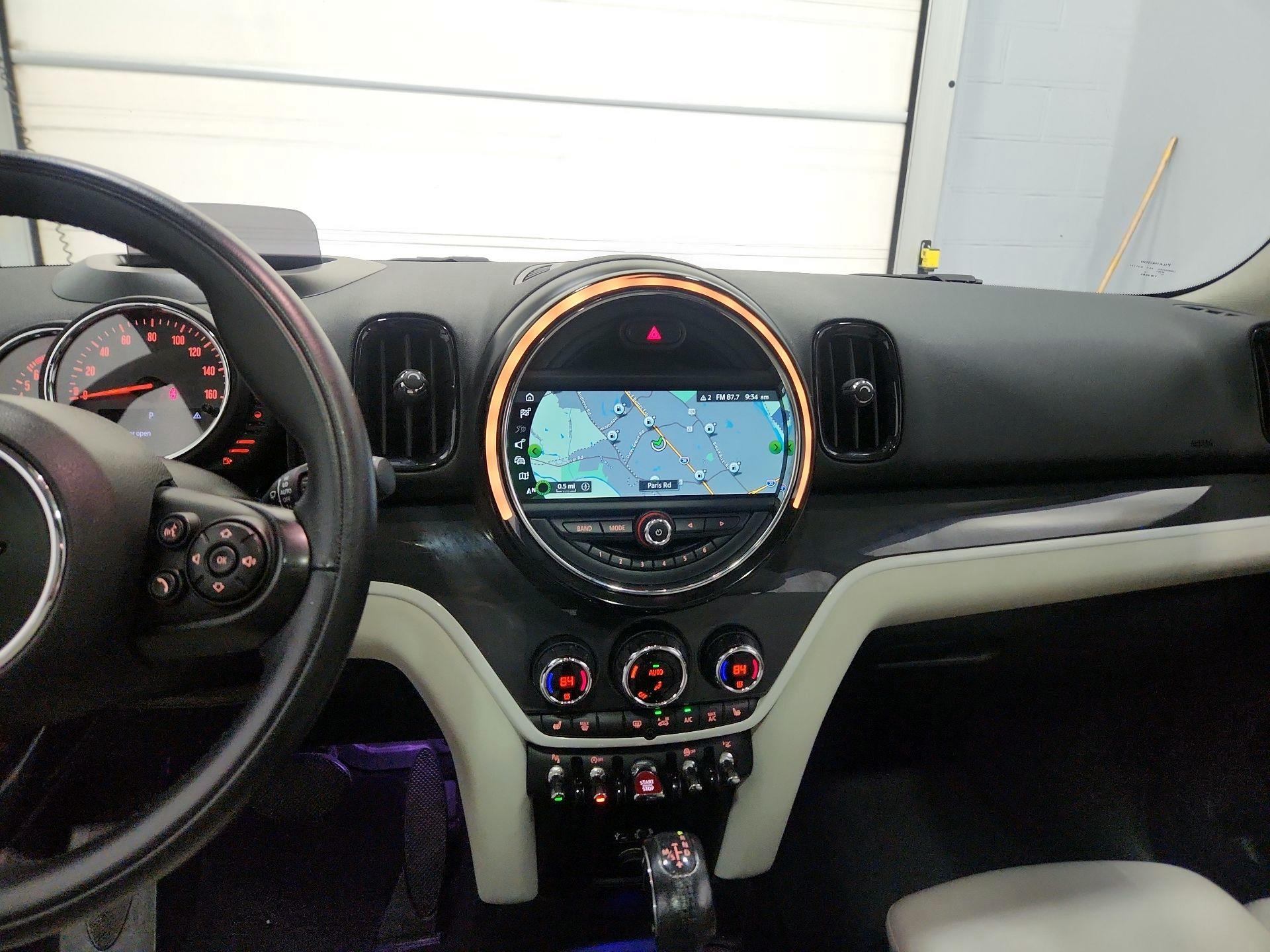 Thumbnail: 2017 MINI Cooper Countryman - 9