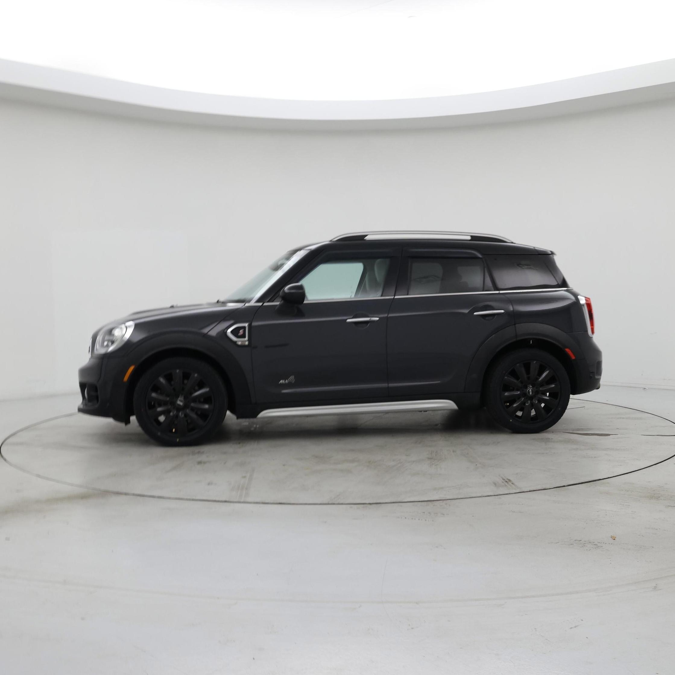 Thumbnail: 2017 MINI Cooper Countryman - 3