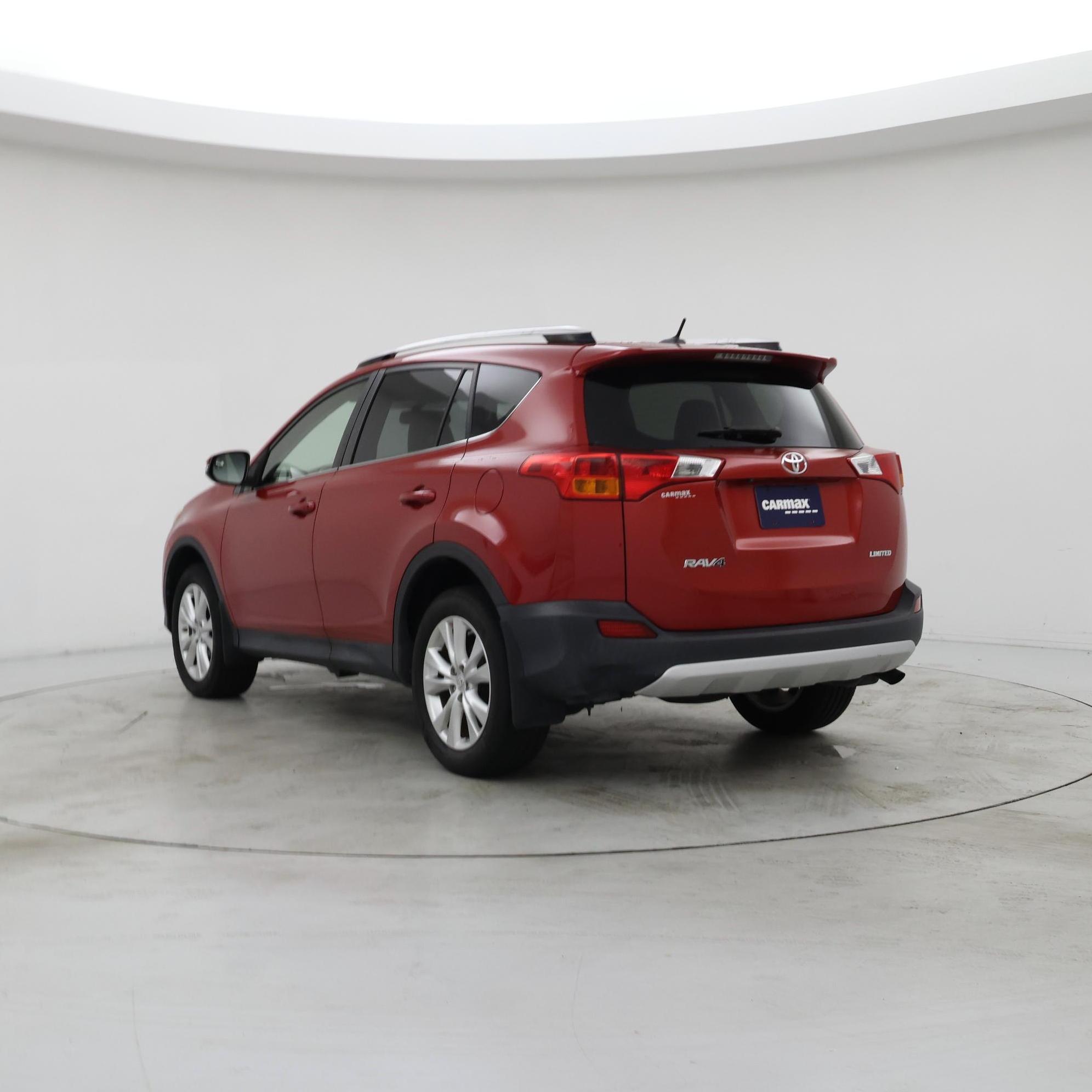 Thumbnail: 2015 Toyota RAV4 - 2