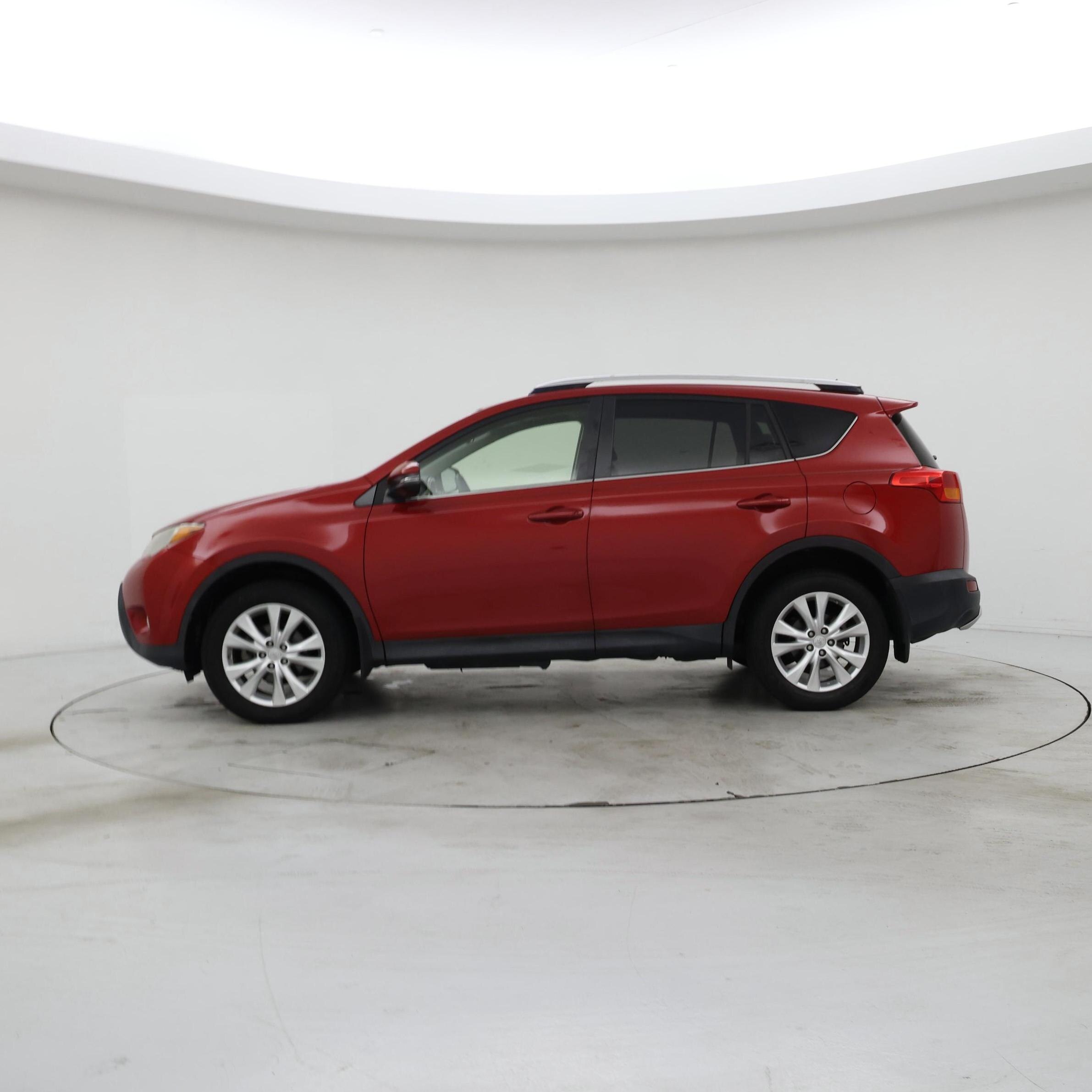 Thumbnail: 2015 Toyota RAV4 - 3