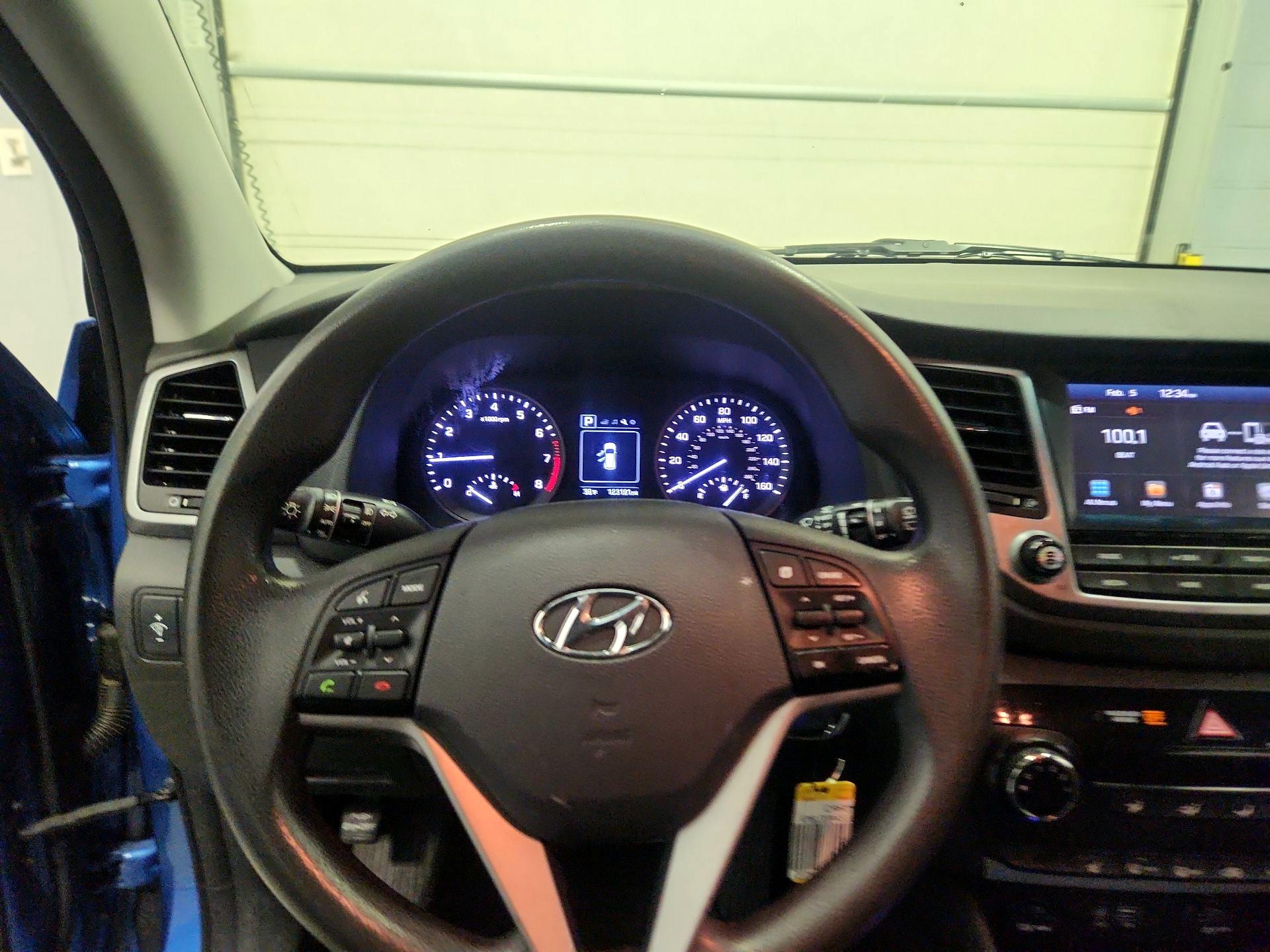 Thumbnail: 2018 Hyundai Tucson - 10