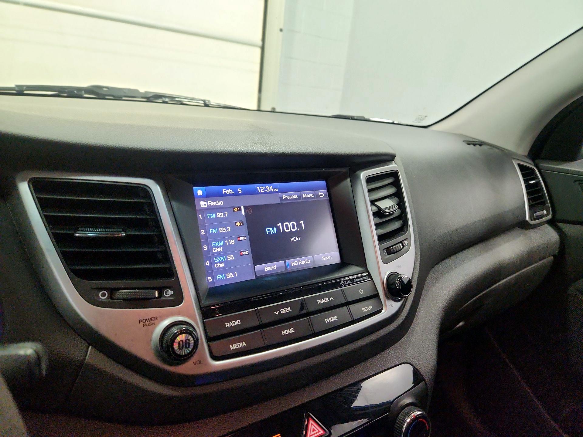 Thumbnail: 2018 Hyundai Tucson - 15