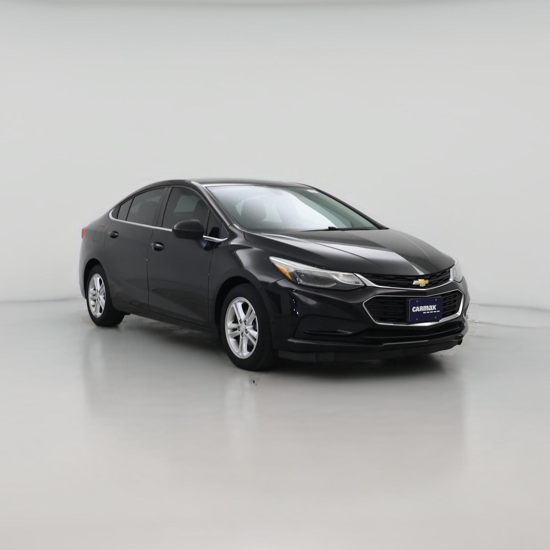 Thumbnail: 2017 Chevrolet Cruze - 1