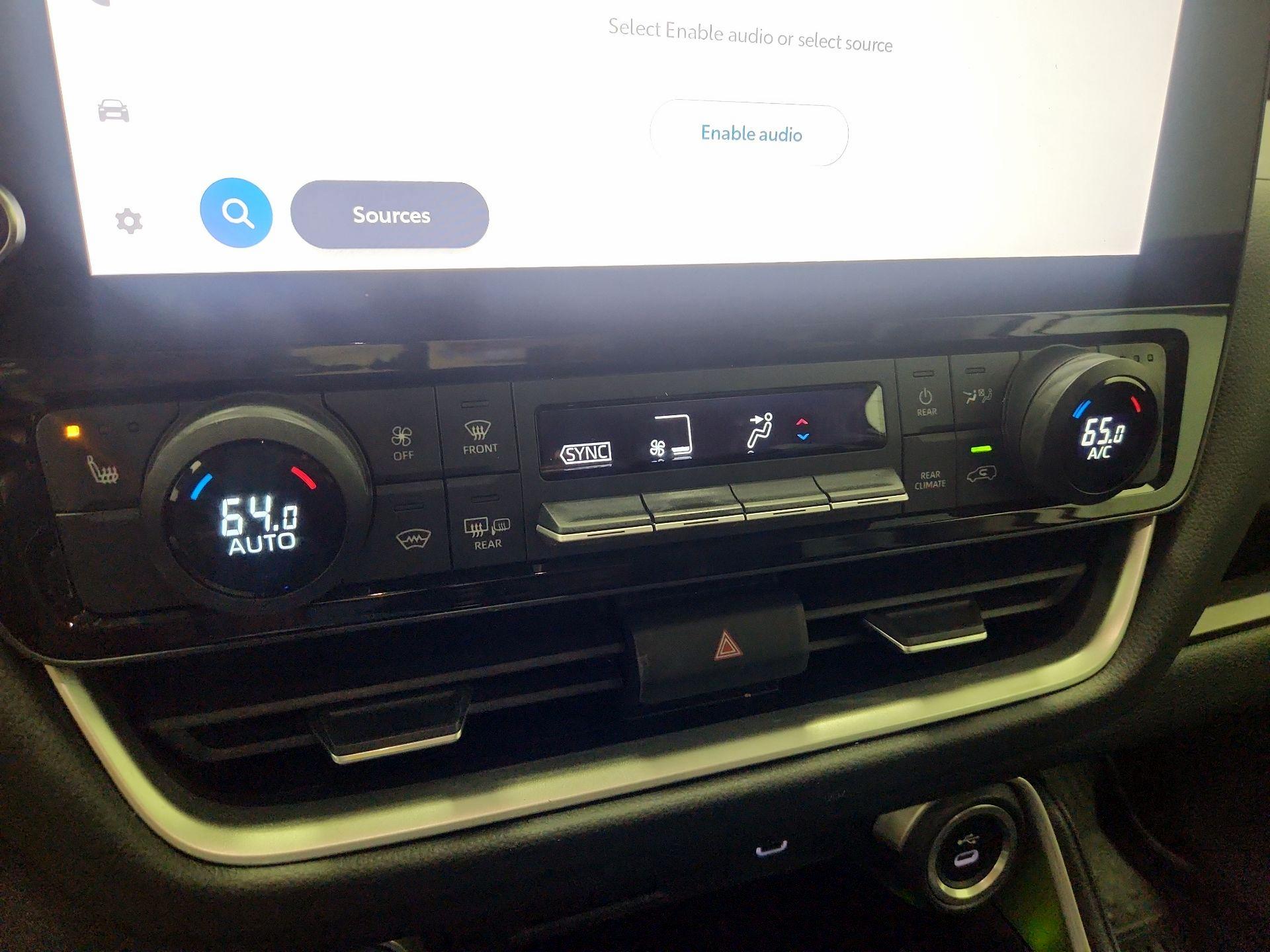 Thumbnail: 2024 Toyota Grand Highlander - 16