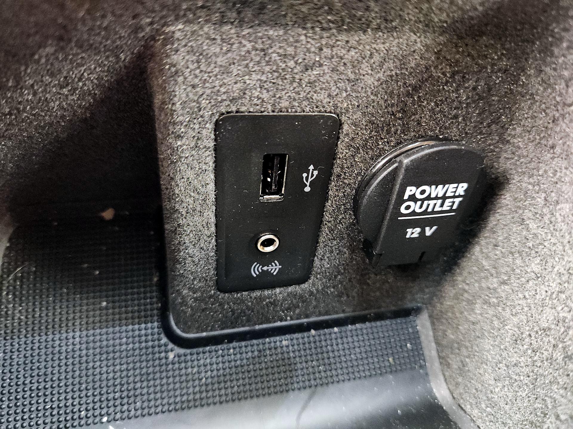 Thumbnail: 2017 Porsche Cayenne - 17