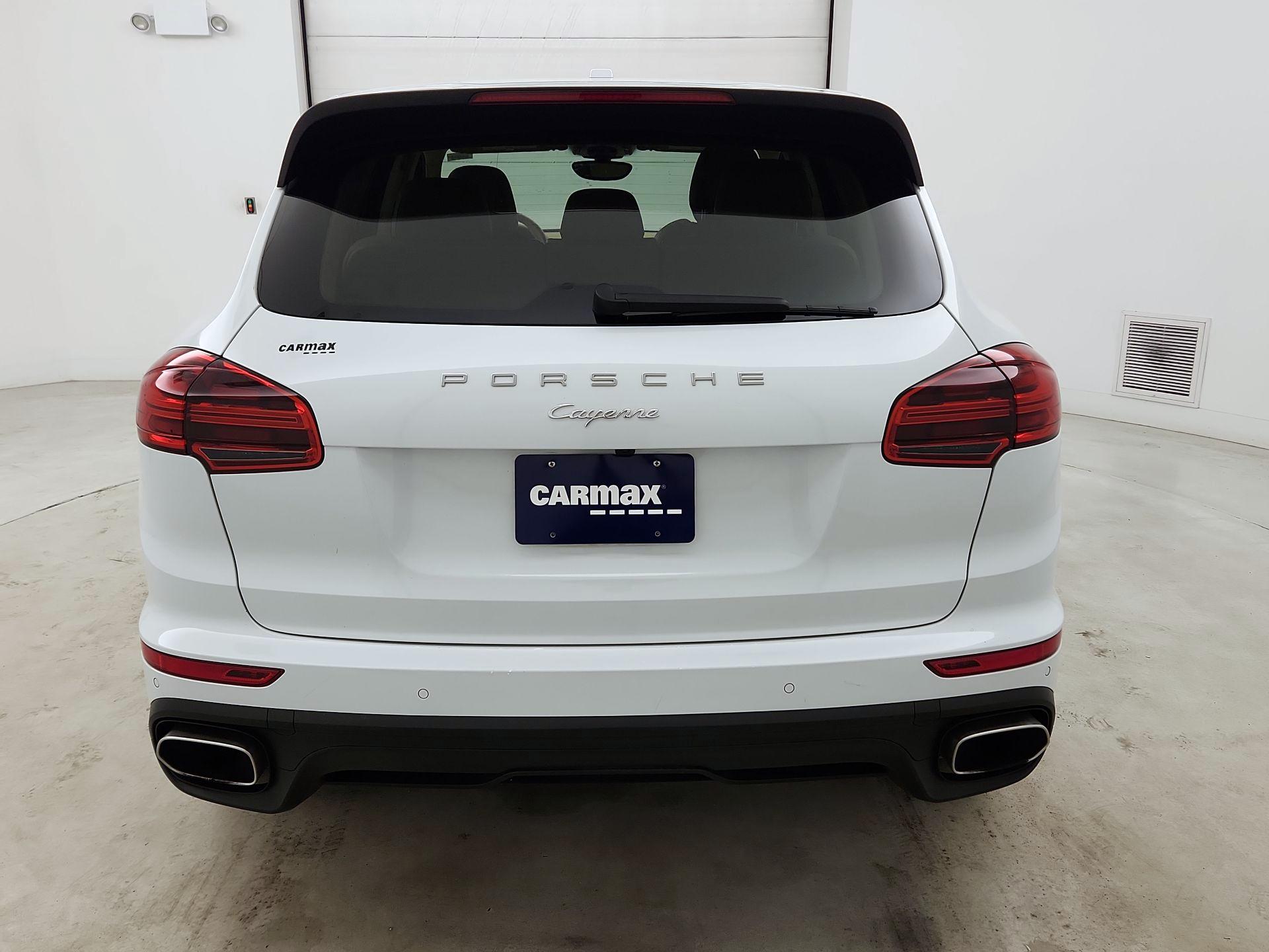 Thumbnail: 2017 Porsche Cayenne - 6