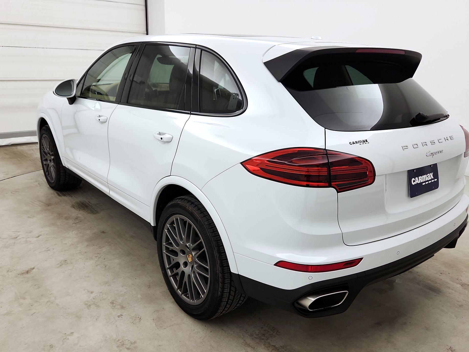 Thumbnail: 2017 Porsche Cayenne - 7