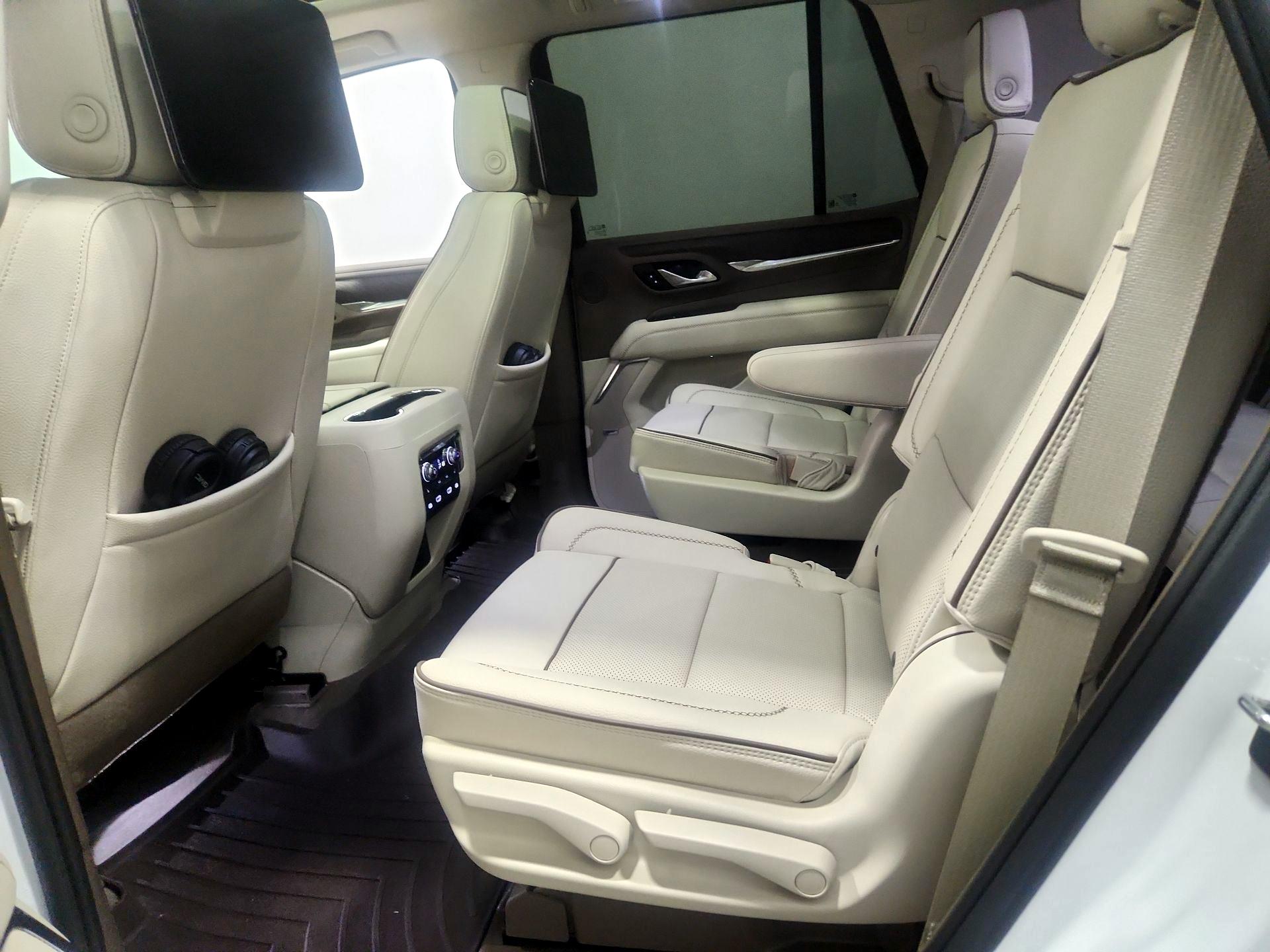 Thumbnail: 2023 GMC Yukon - 19