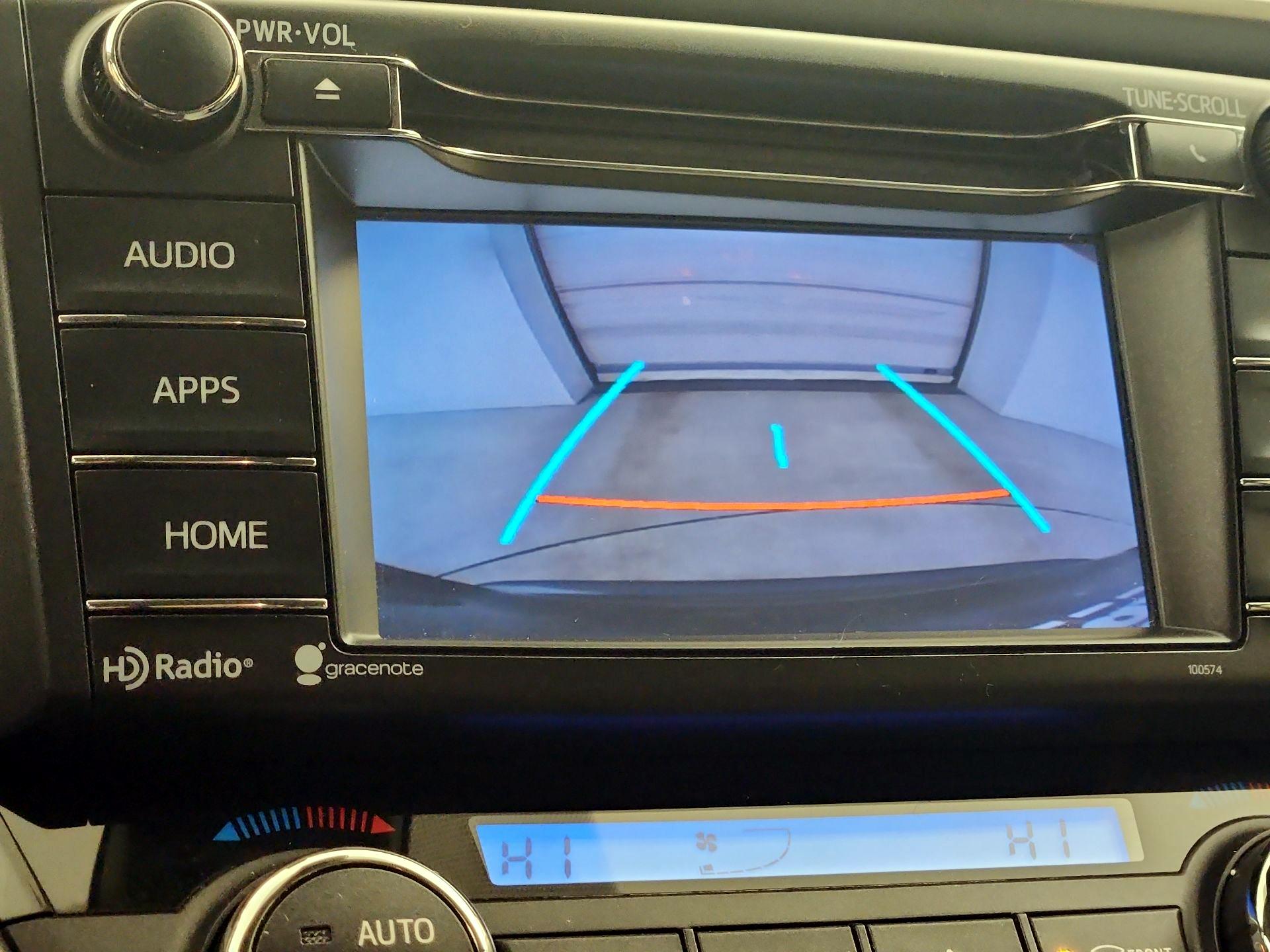 Thumbnail: 2018 Toyota RAV4 - 12