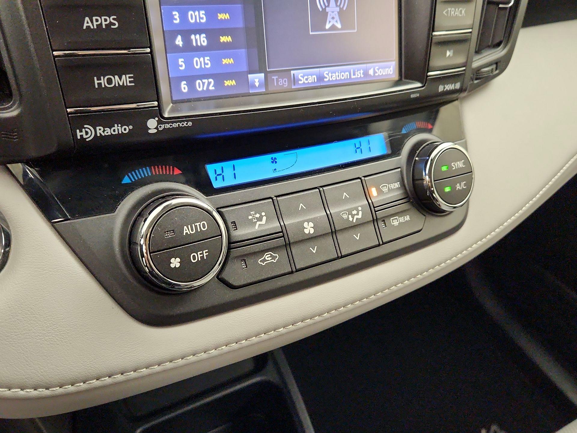 Thumbnail: 2018 Toyota RAV4 - 14