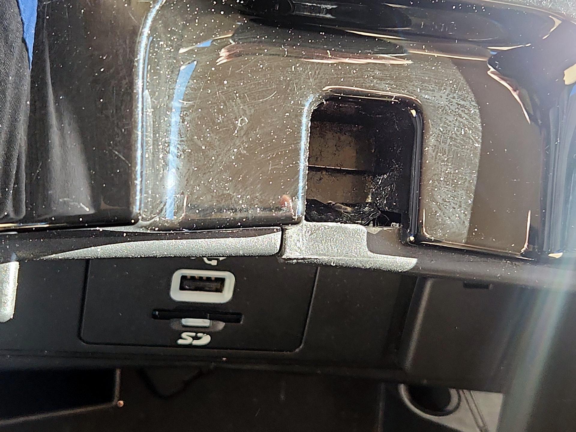 Thumbnail: 2016 Ford Fusion - 18