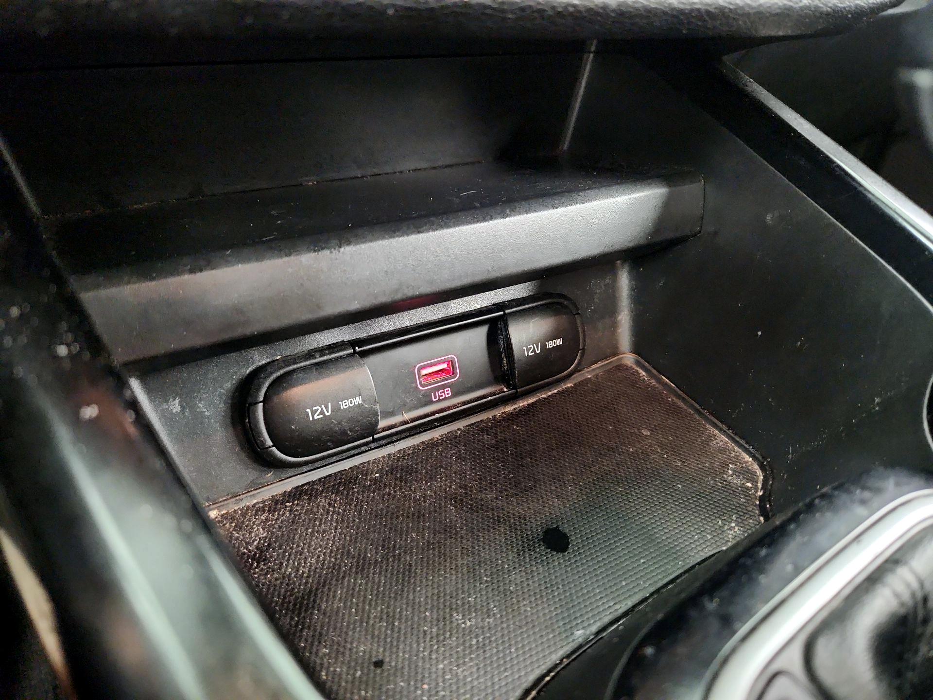 Thumbnail: 2020 Kia Soul - 18