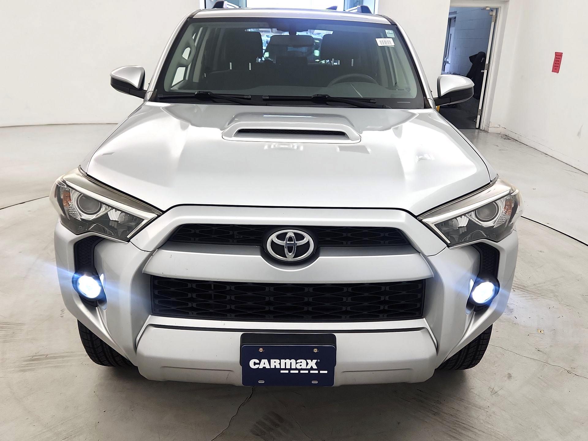 Thumbnail: 2016 Toyota 4Runner - 2