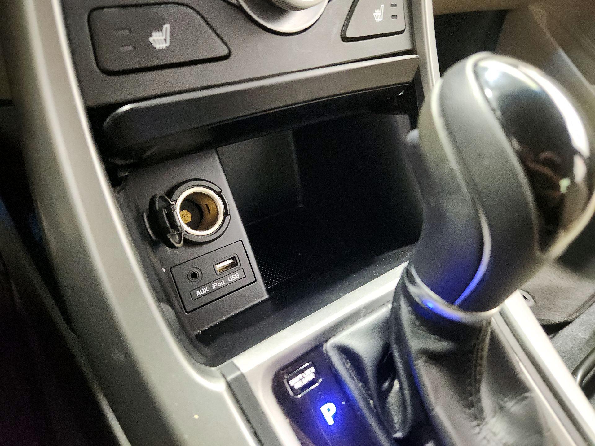 Thumbnail: 2014 Hyundai Elantra - 18