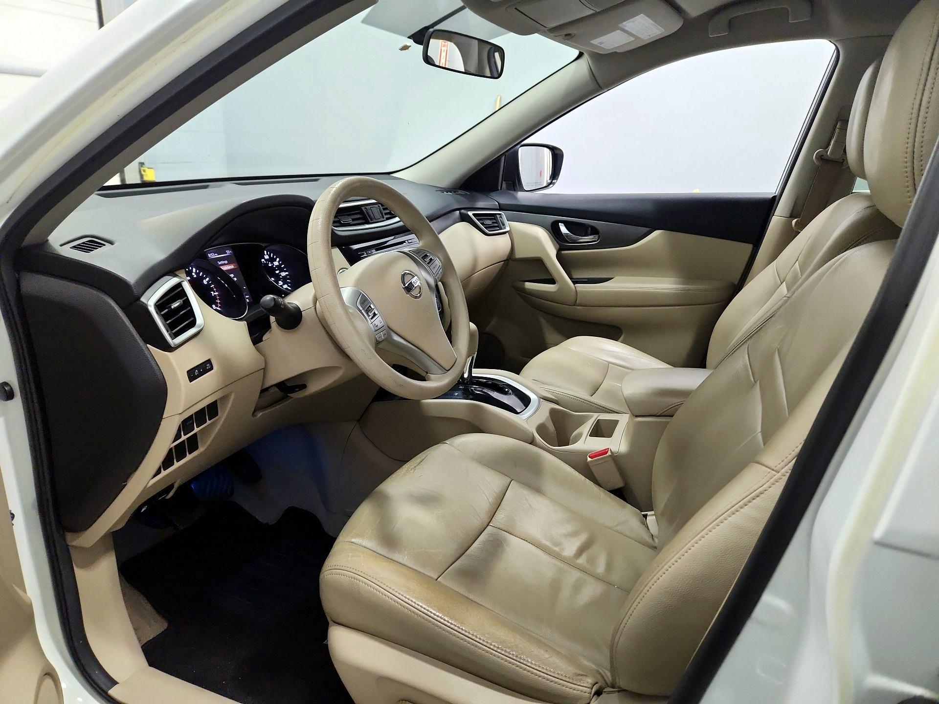 Thumbnail: 2015 Nissan Rogue - 11