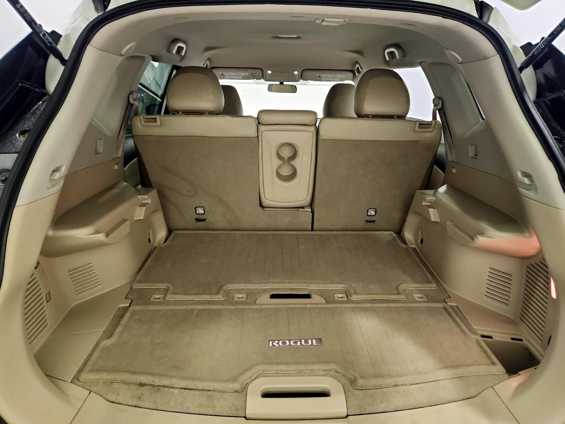 Thumbnail: 2015 Nissan Rogue - 20