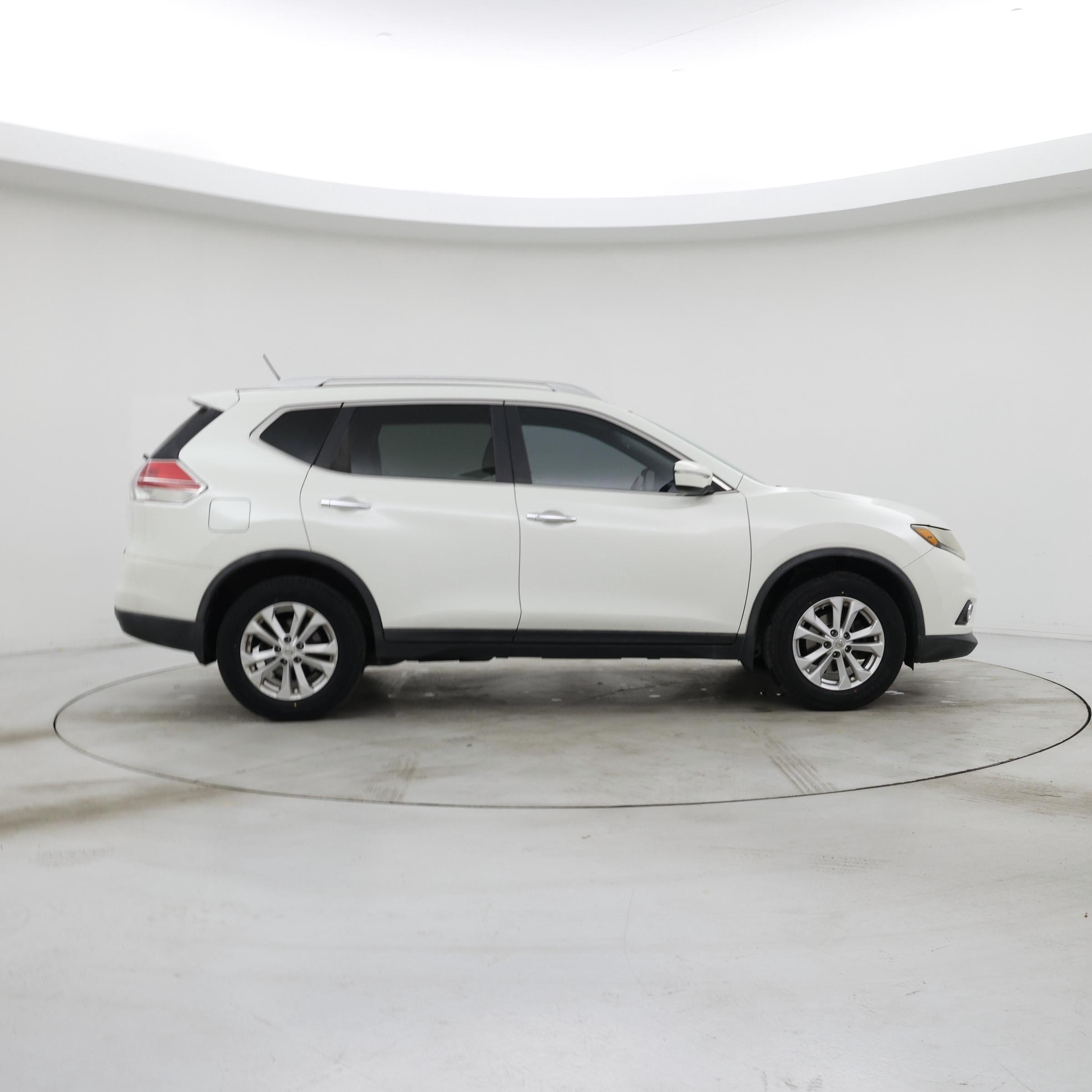 Thumbnail: 2015 Nissan Rogue - 7