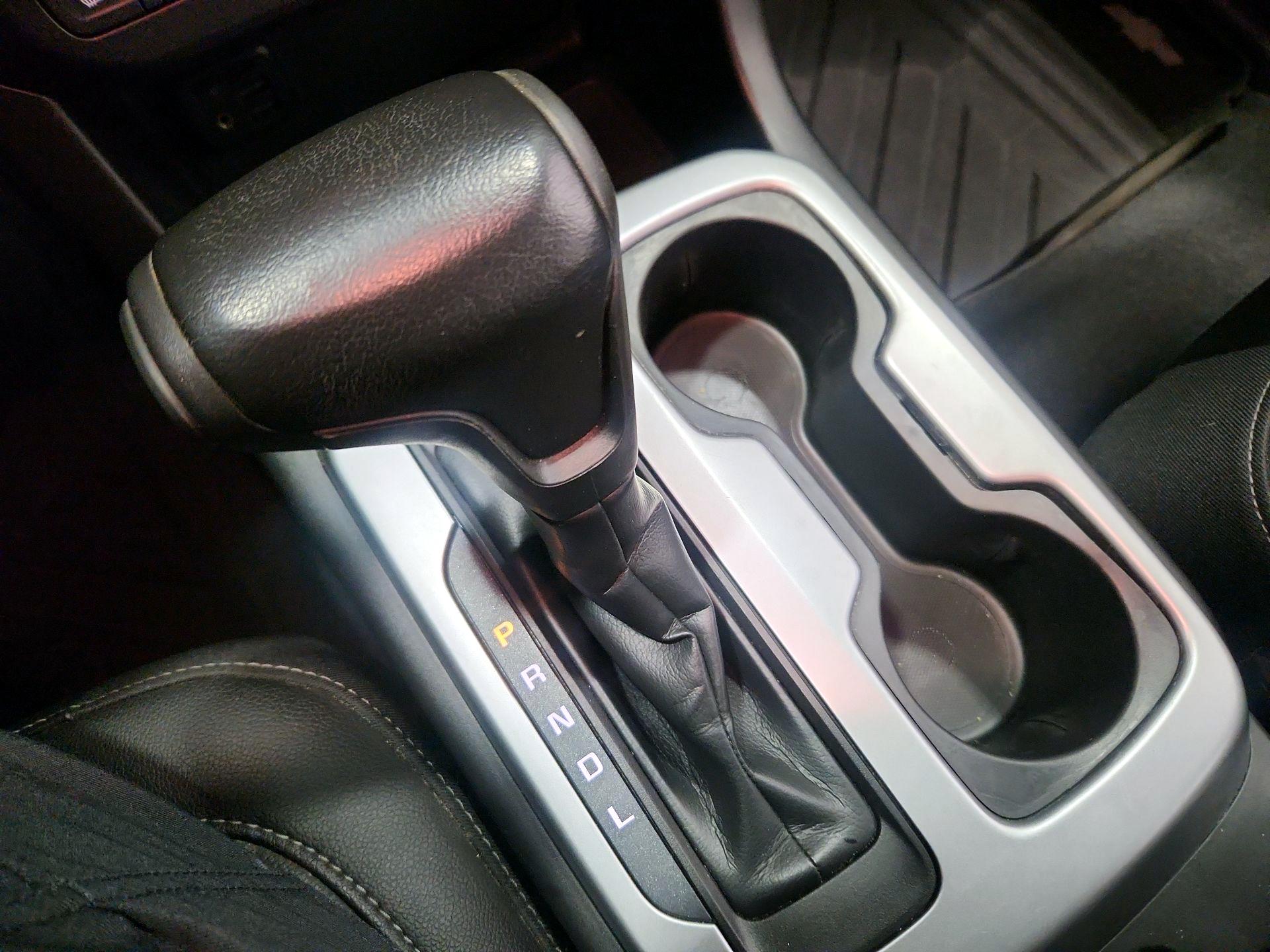 Thumbnail: 2019 Chevrolet Colorado - 18