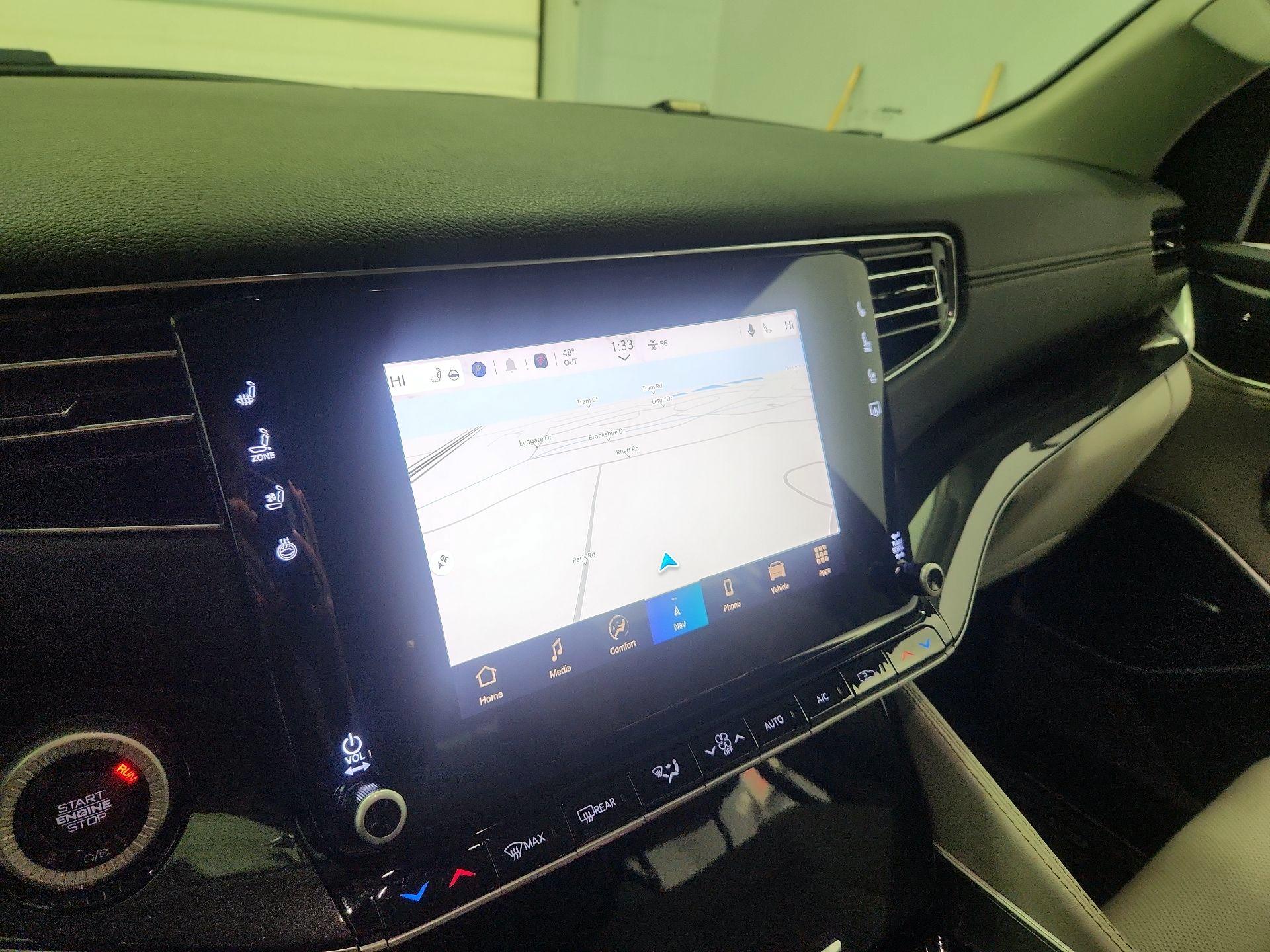 Thumbnail: 2023 Jeep Wagoneer - 14