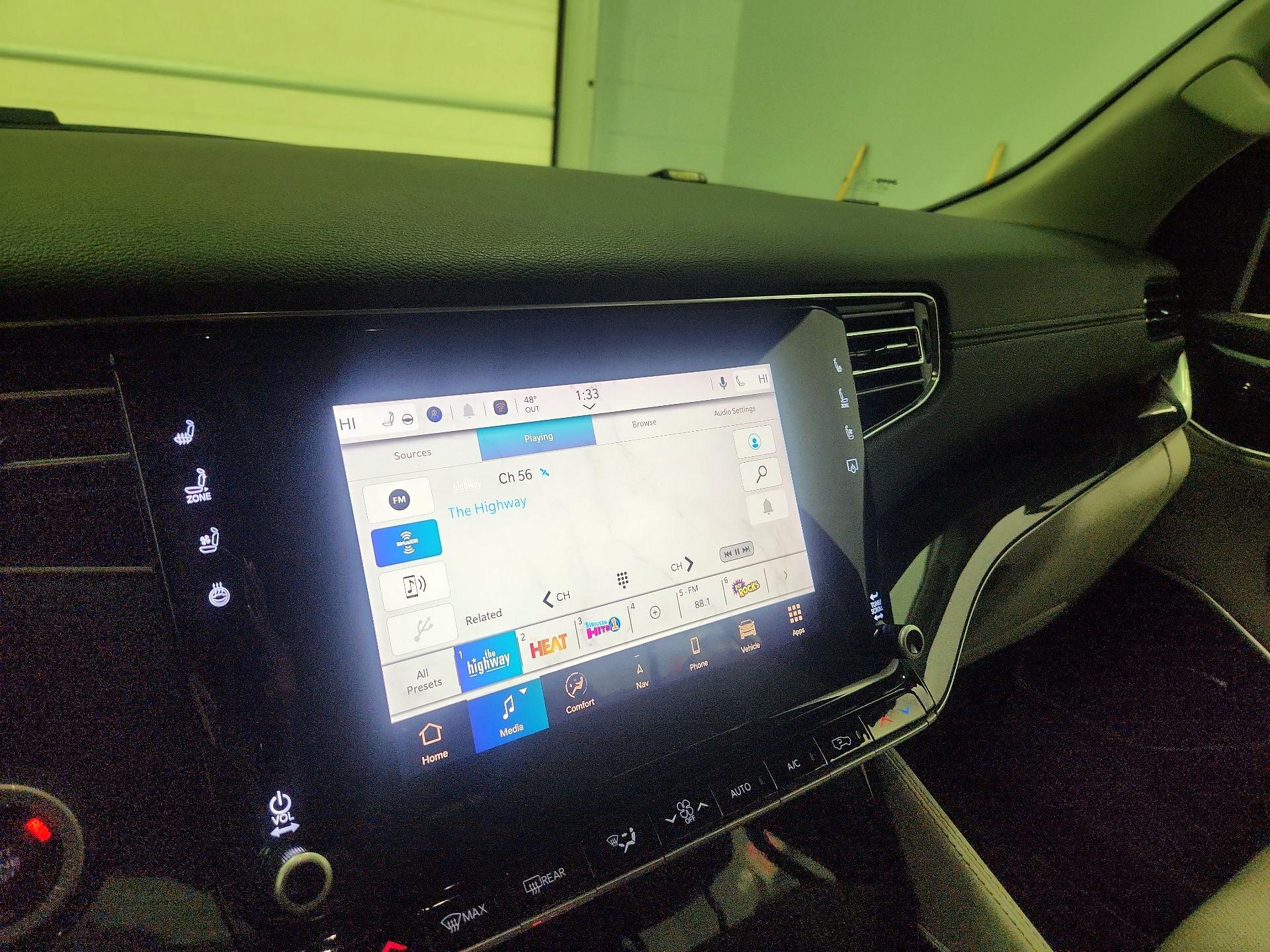 Thumbnail: 2023 Jeep Wagoneer - 16