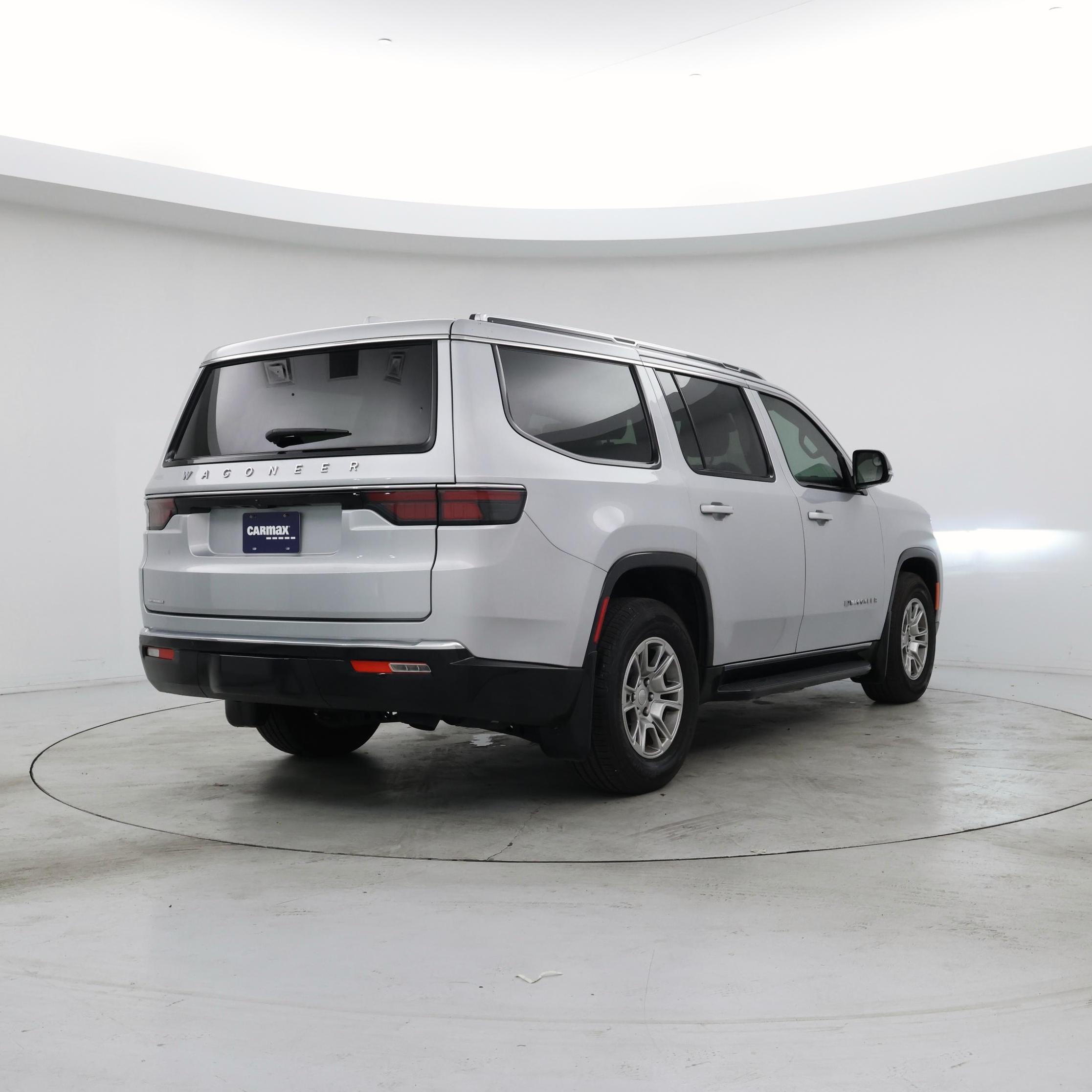 Thumbnail: 2023 Jeep Wagoneer - 8