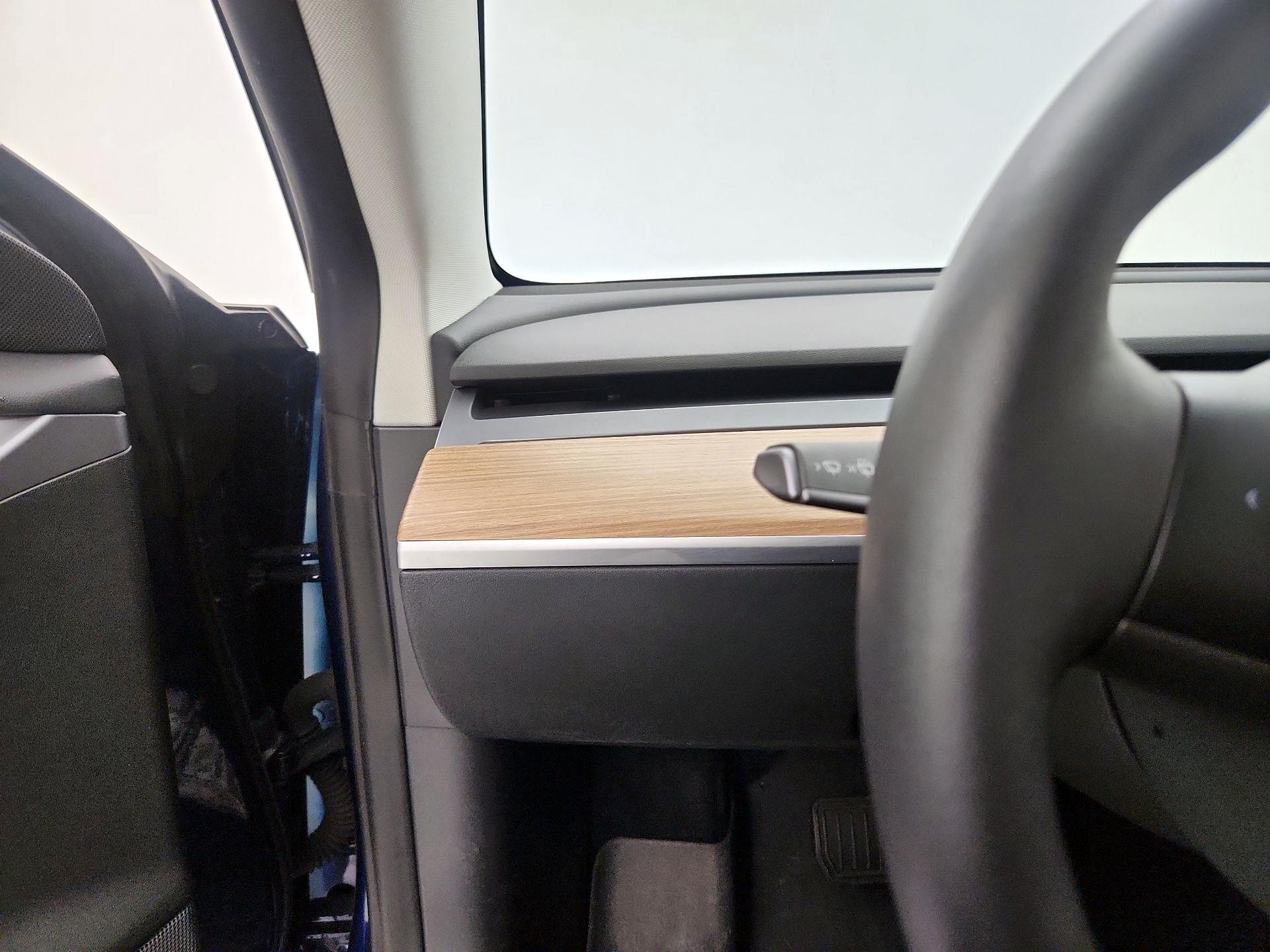 Thumbnail: 2022 Tesla Model 3 - 13