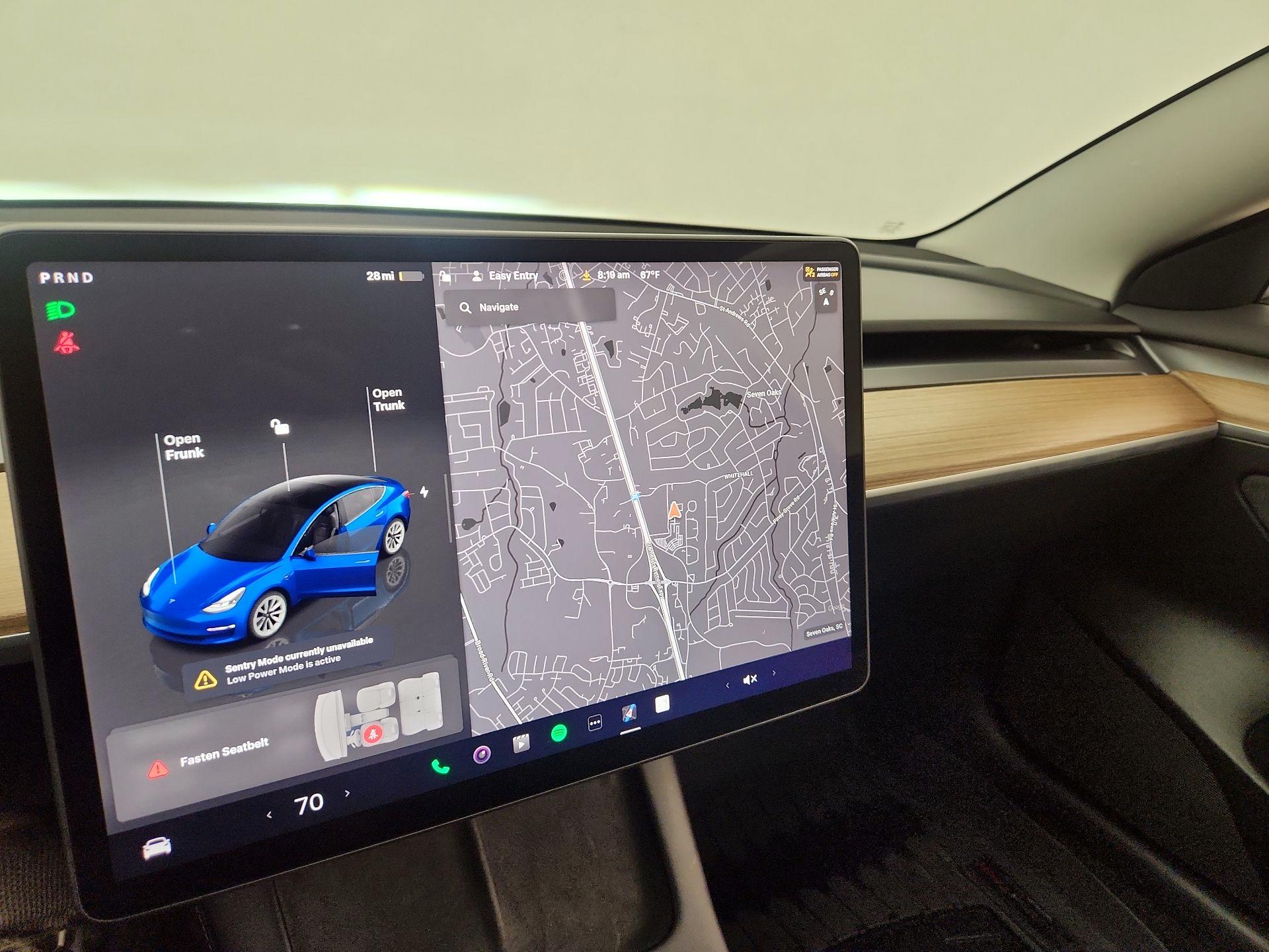 Thumbnail: 2022 Tesla Model 3 - 14