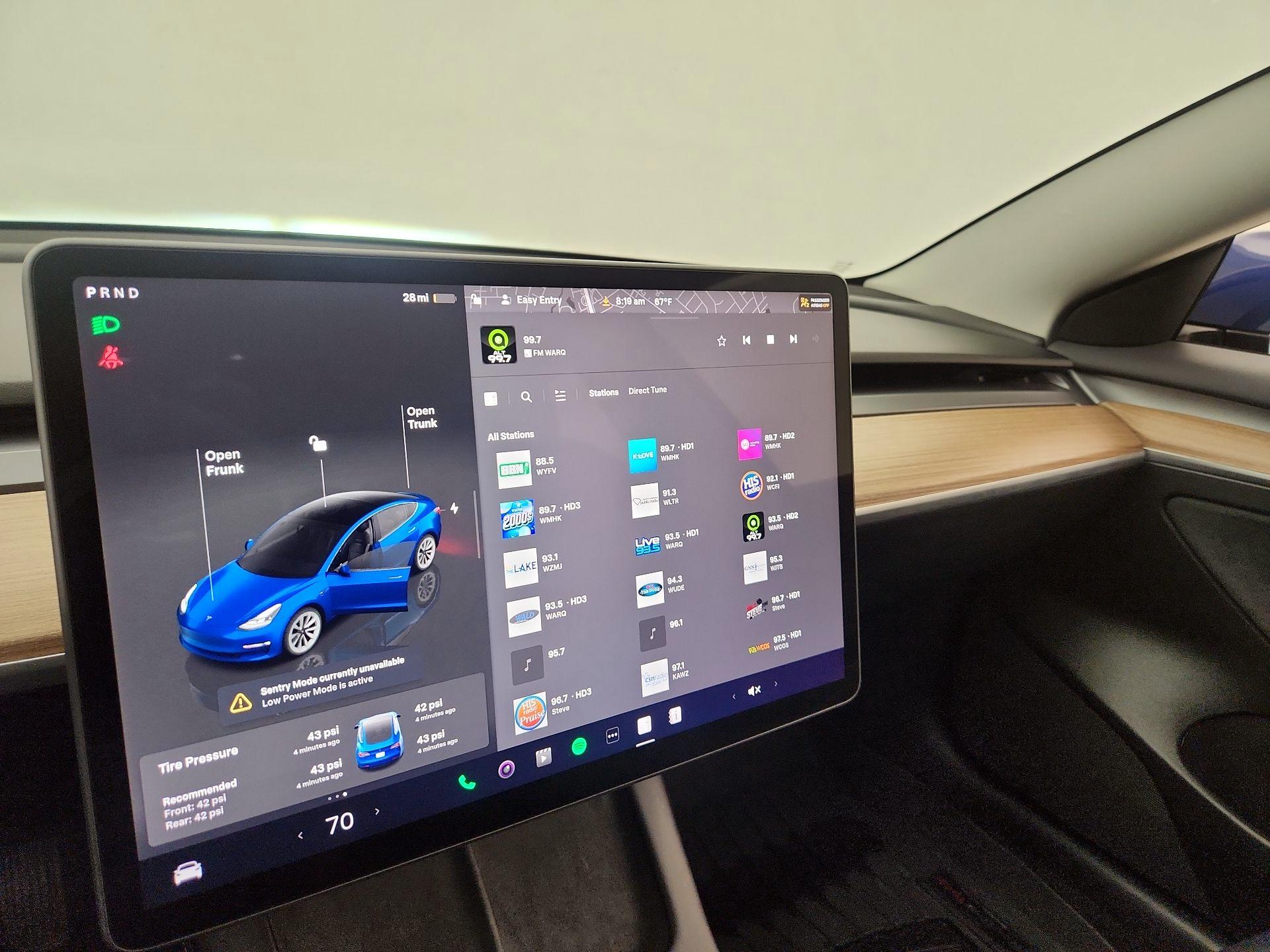 Thumbnail: 2022 Tesla Model 3 - 16