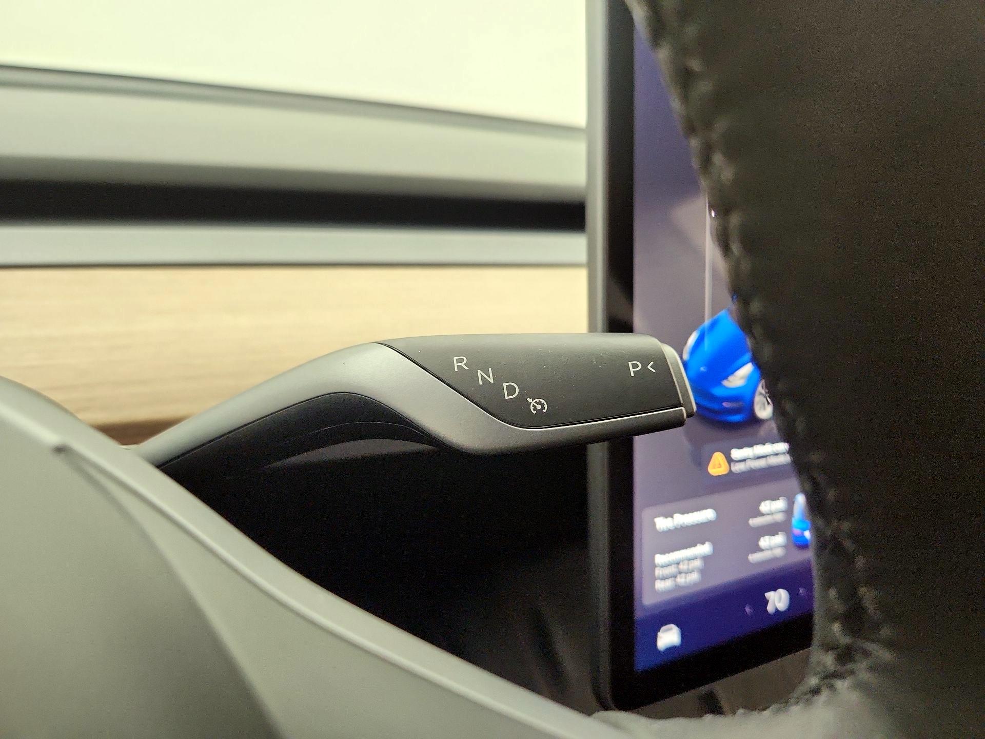 Thumbnail: 2022 Tesla Model 3 - 18