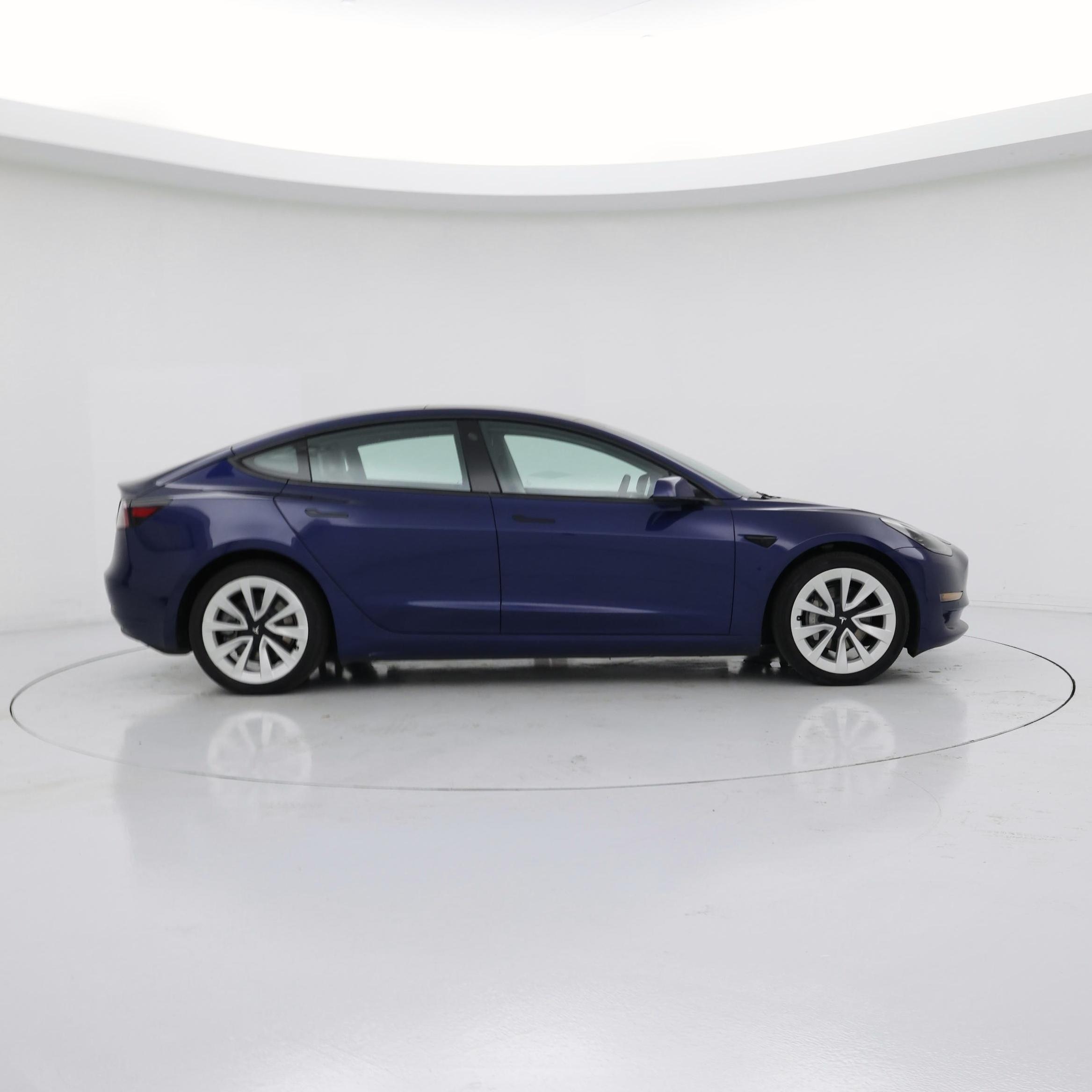 Thumbnail: 2022 Tesla Model 3 - 7