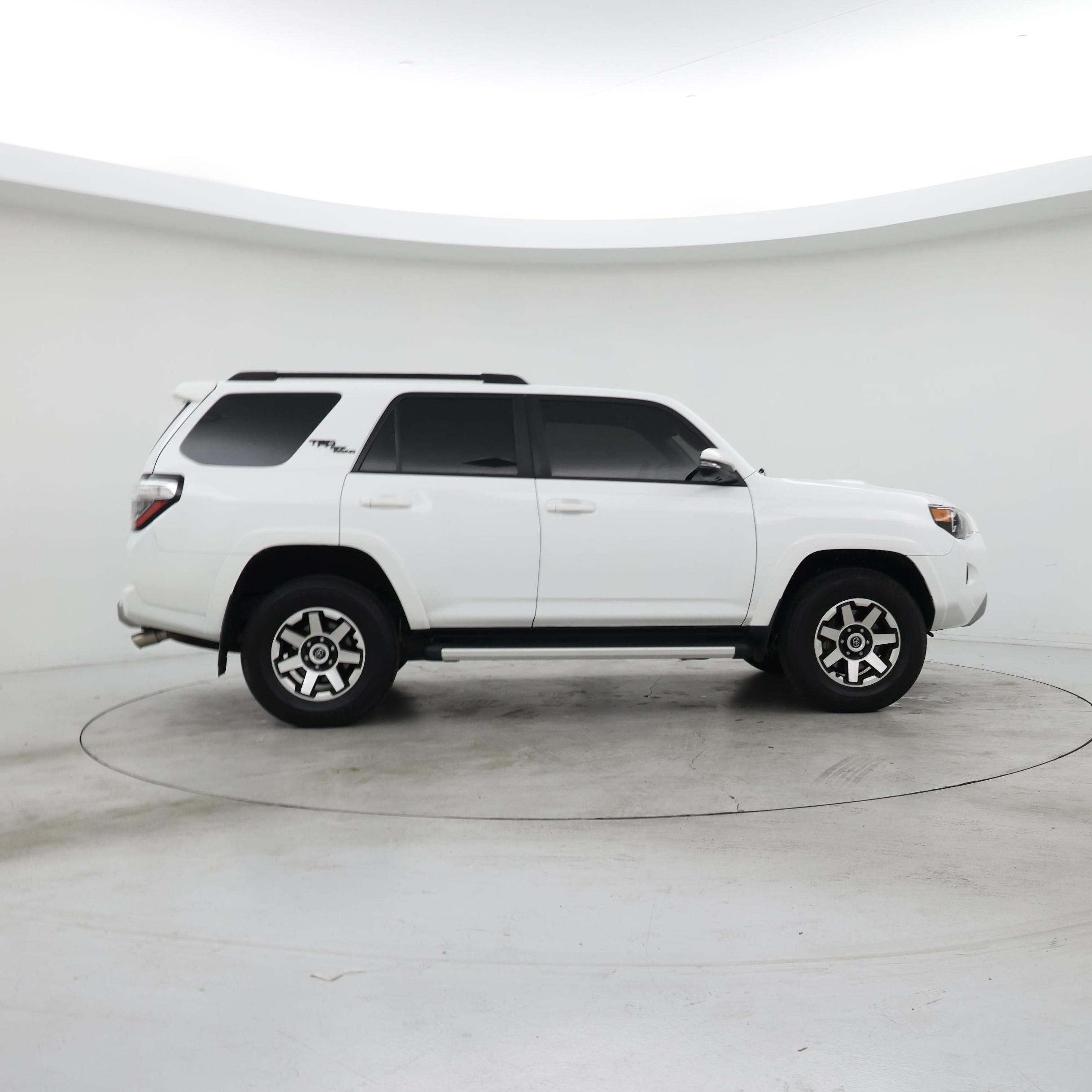 Thumbnail: 2024 Toyota 4Runner - 7