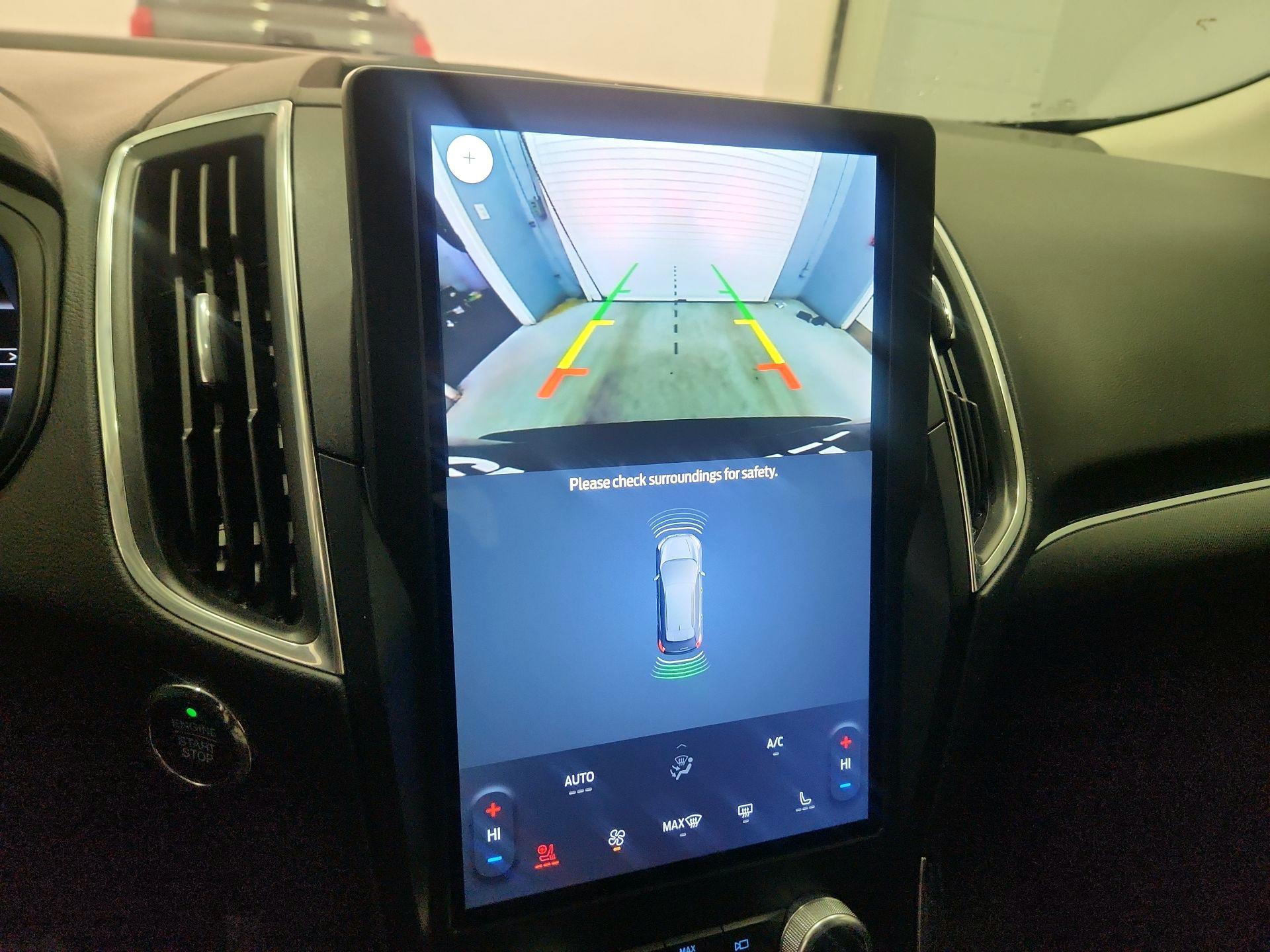 Thumbnail: 2022 Ford Edge - 15