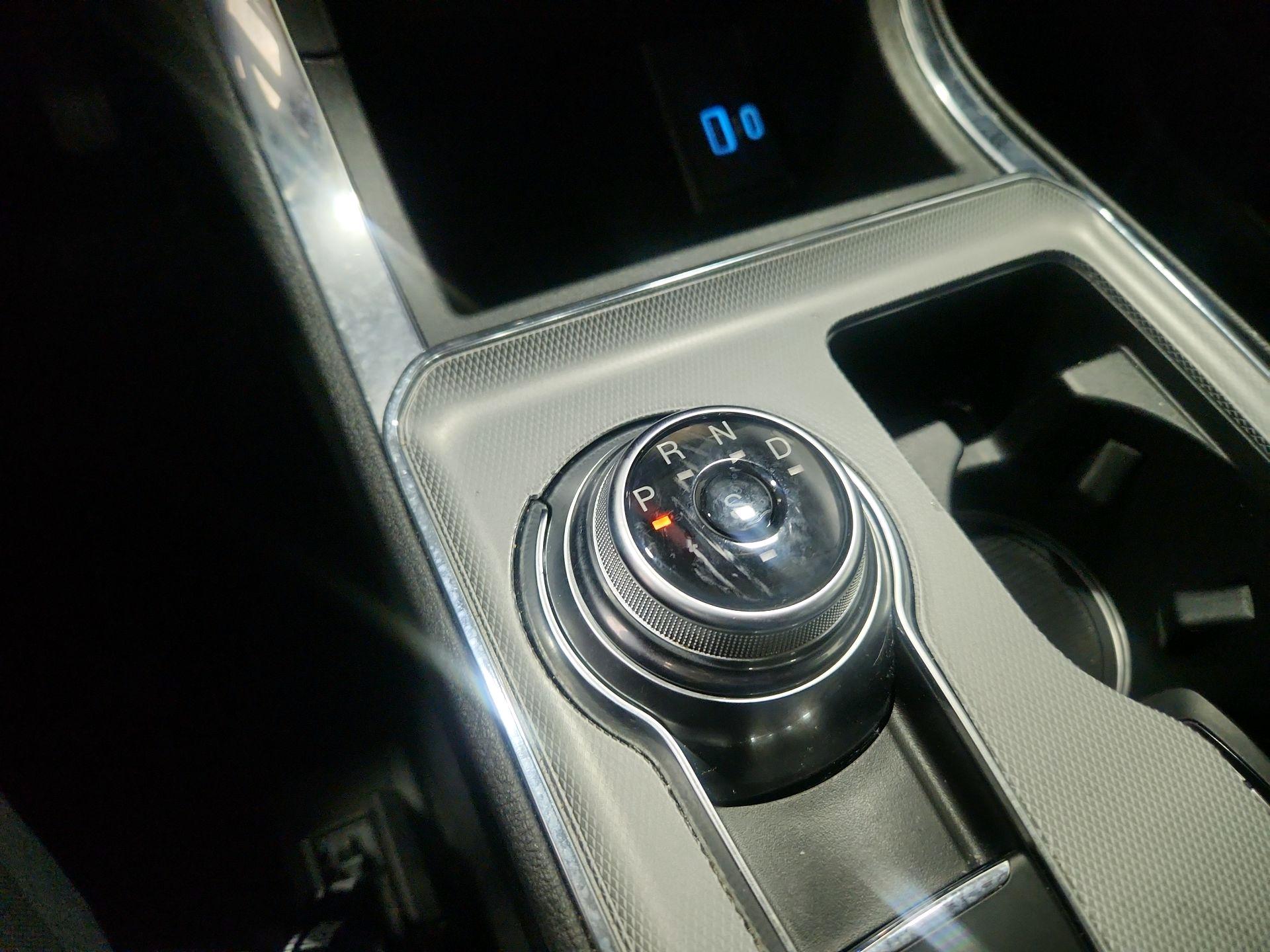 Thumbnail: 2022 Ford Edge - 18