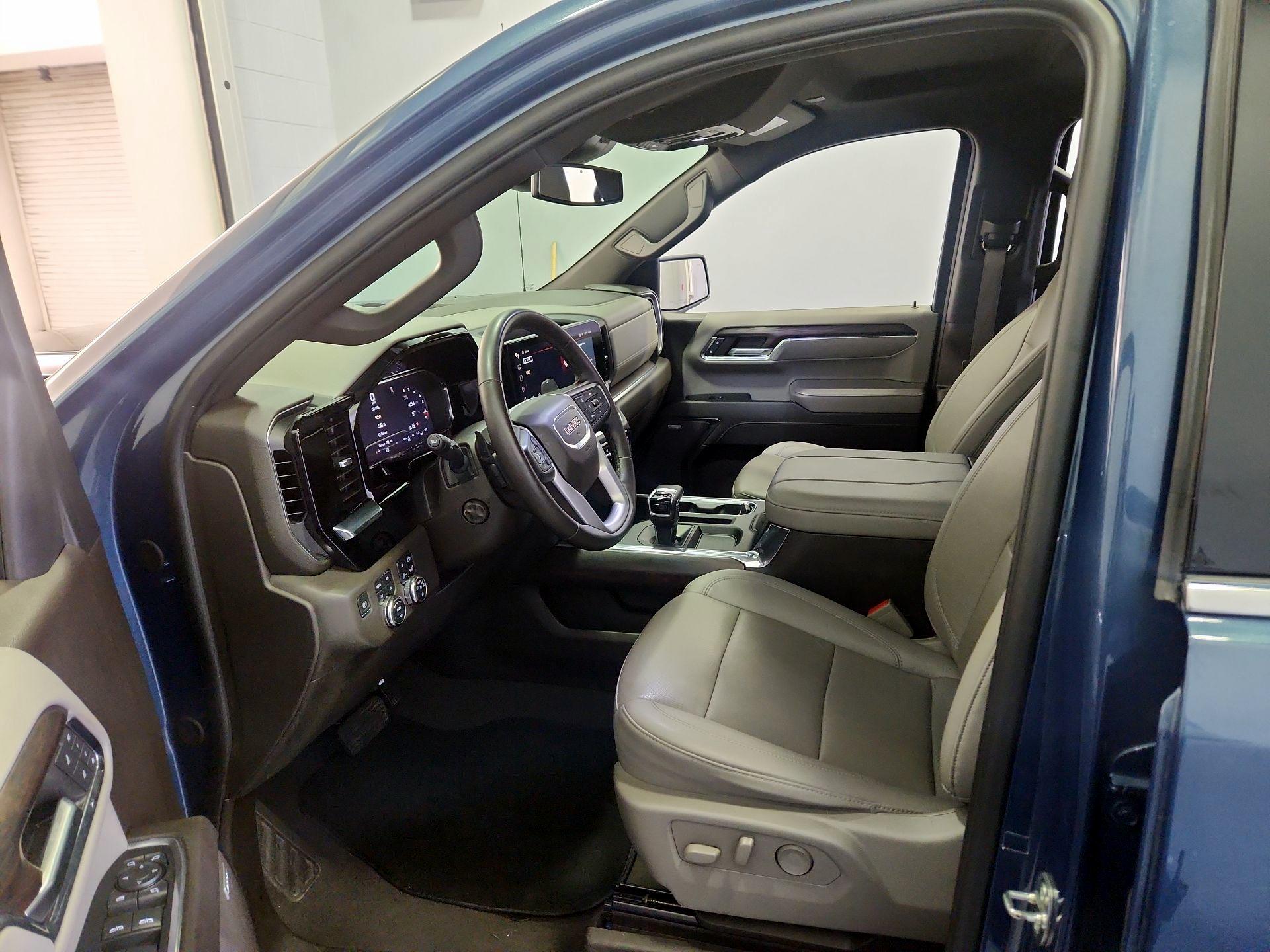 Thumbnail: 2024 GMC Sierra 1500 - 11