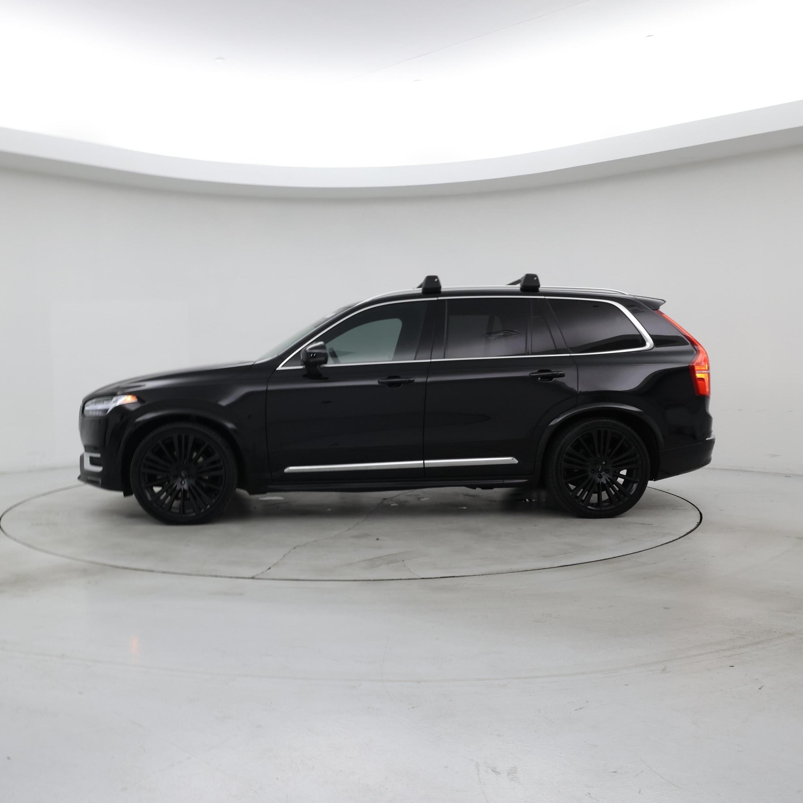 Thumbnail: 2023 Volvo XC90 - 3